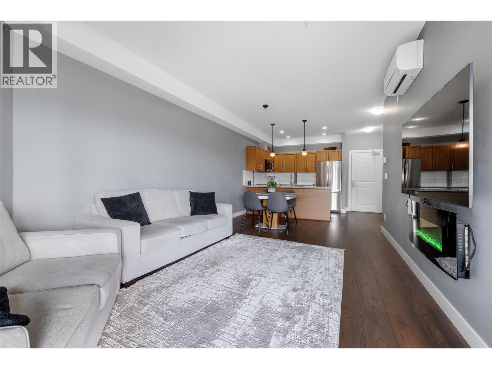 3220 Skyview Lane Unit# 205