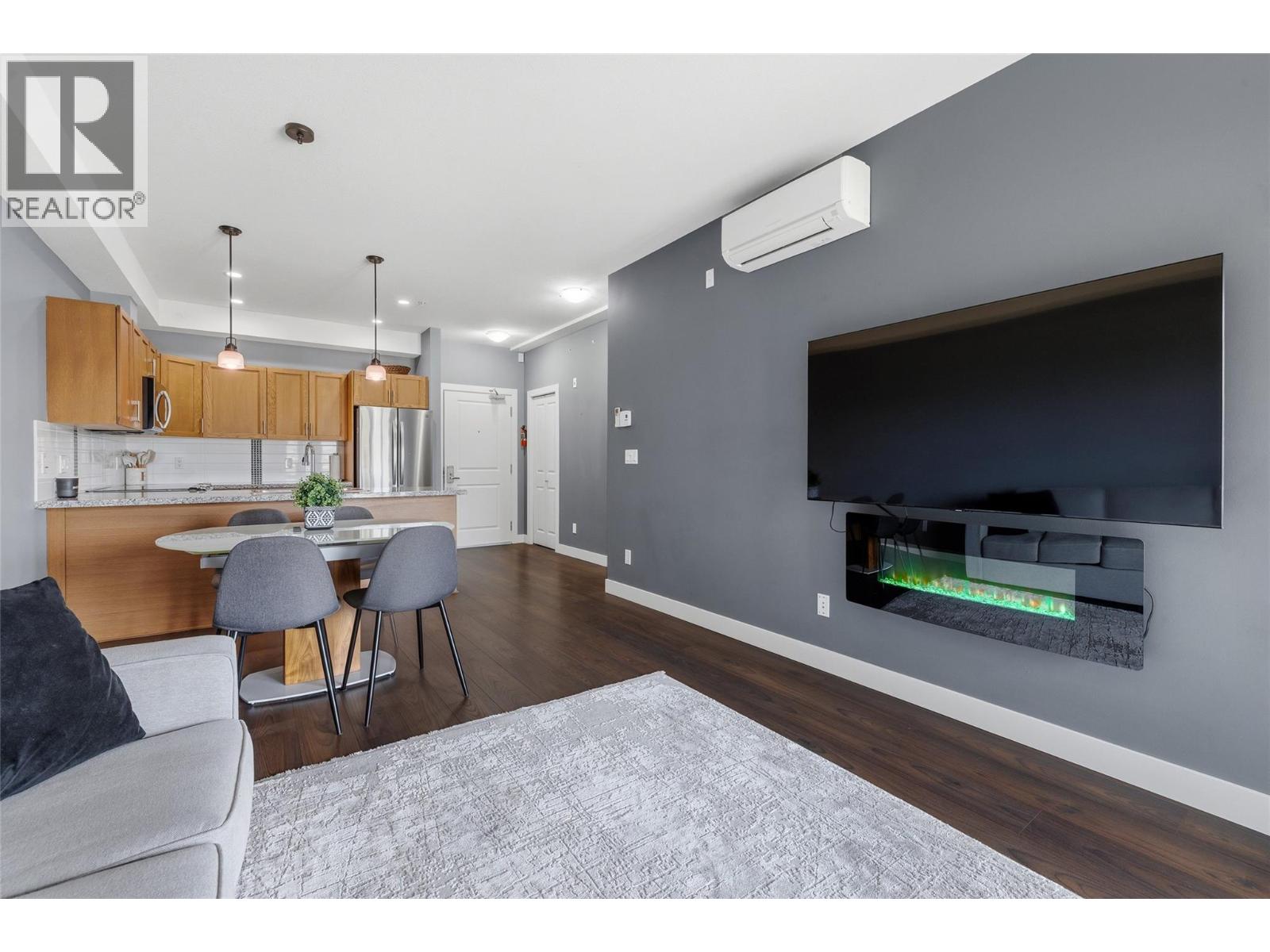 3220 Skyview Lane Unit# 205