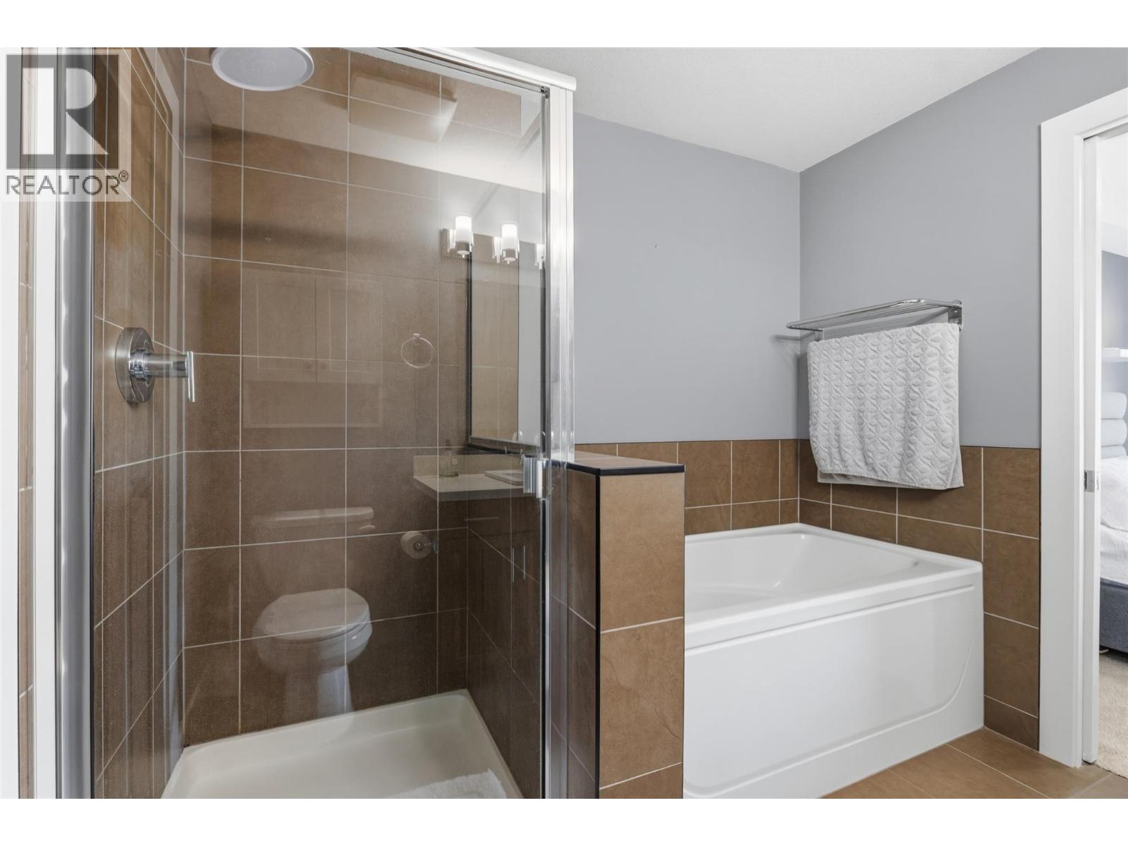 3220 Skyview Lane Unit# 205