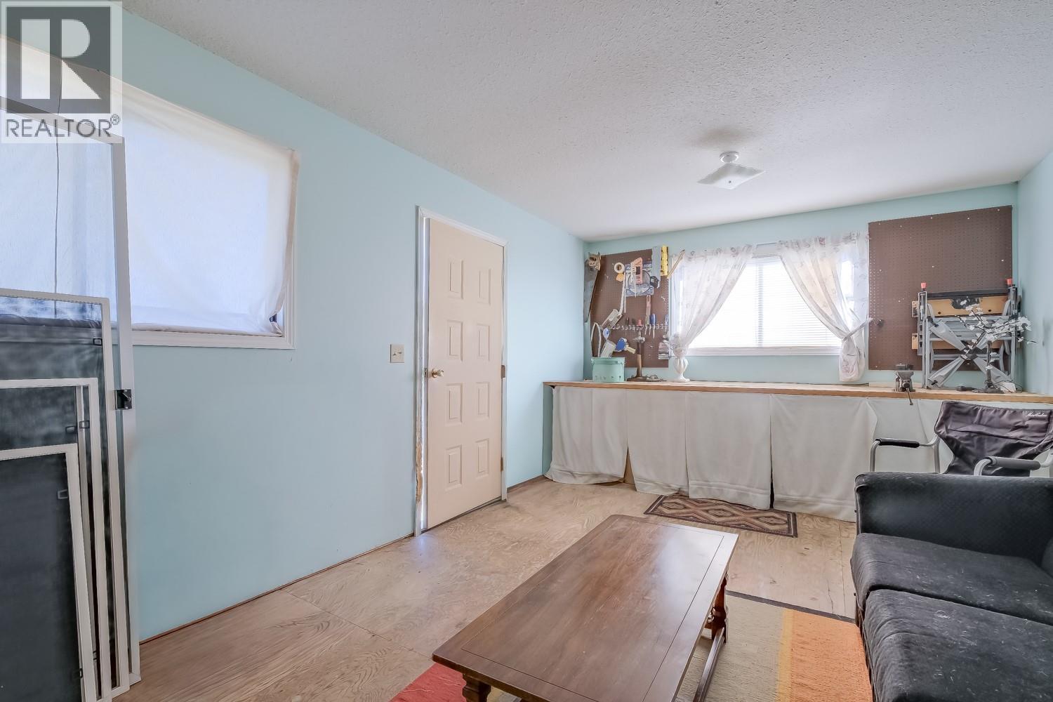 1056 Aubrey Road