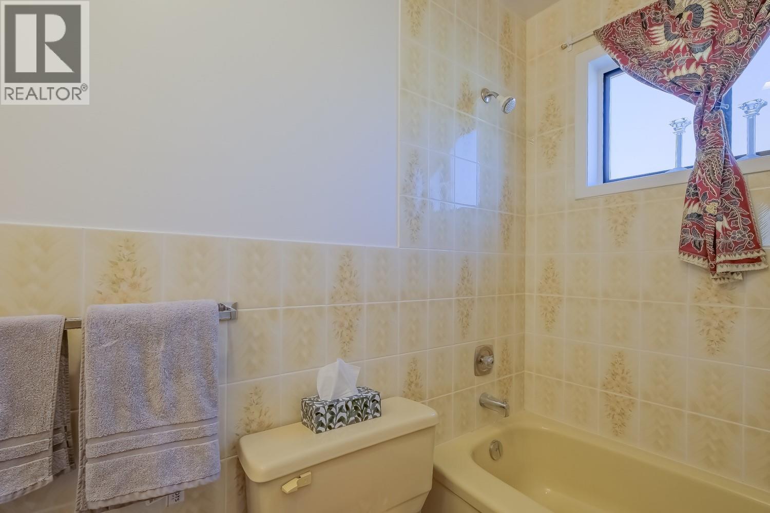 1056 Aubrey Road