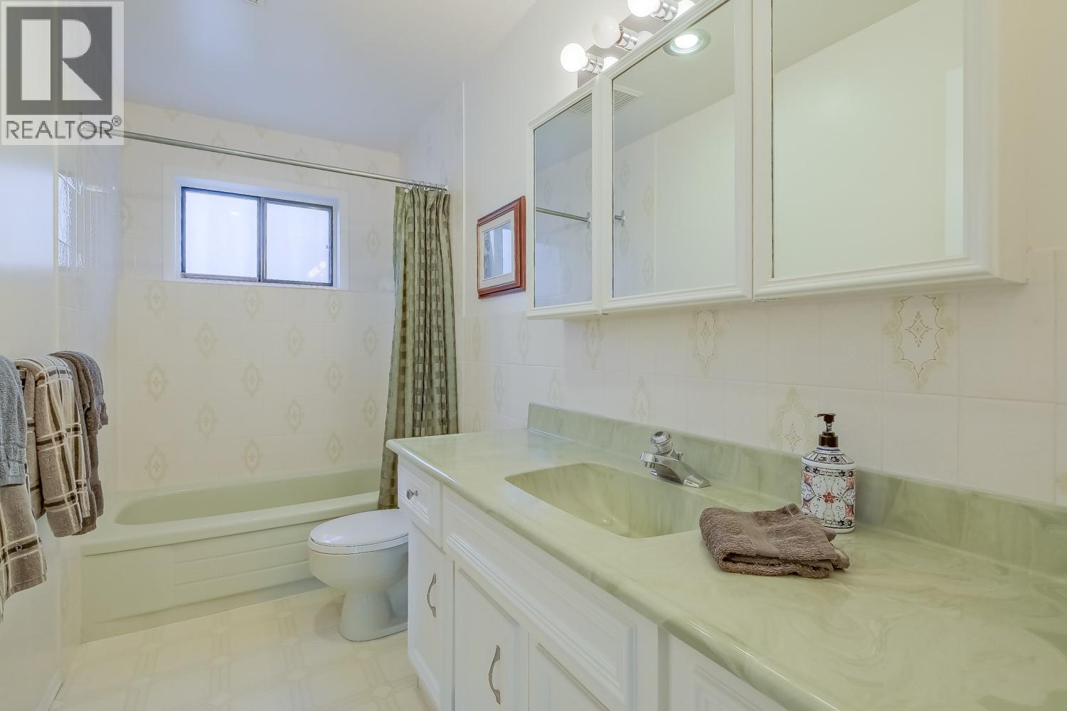 1056 Aubrey Road