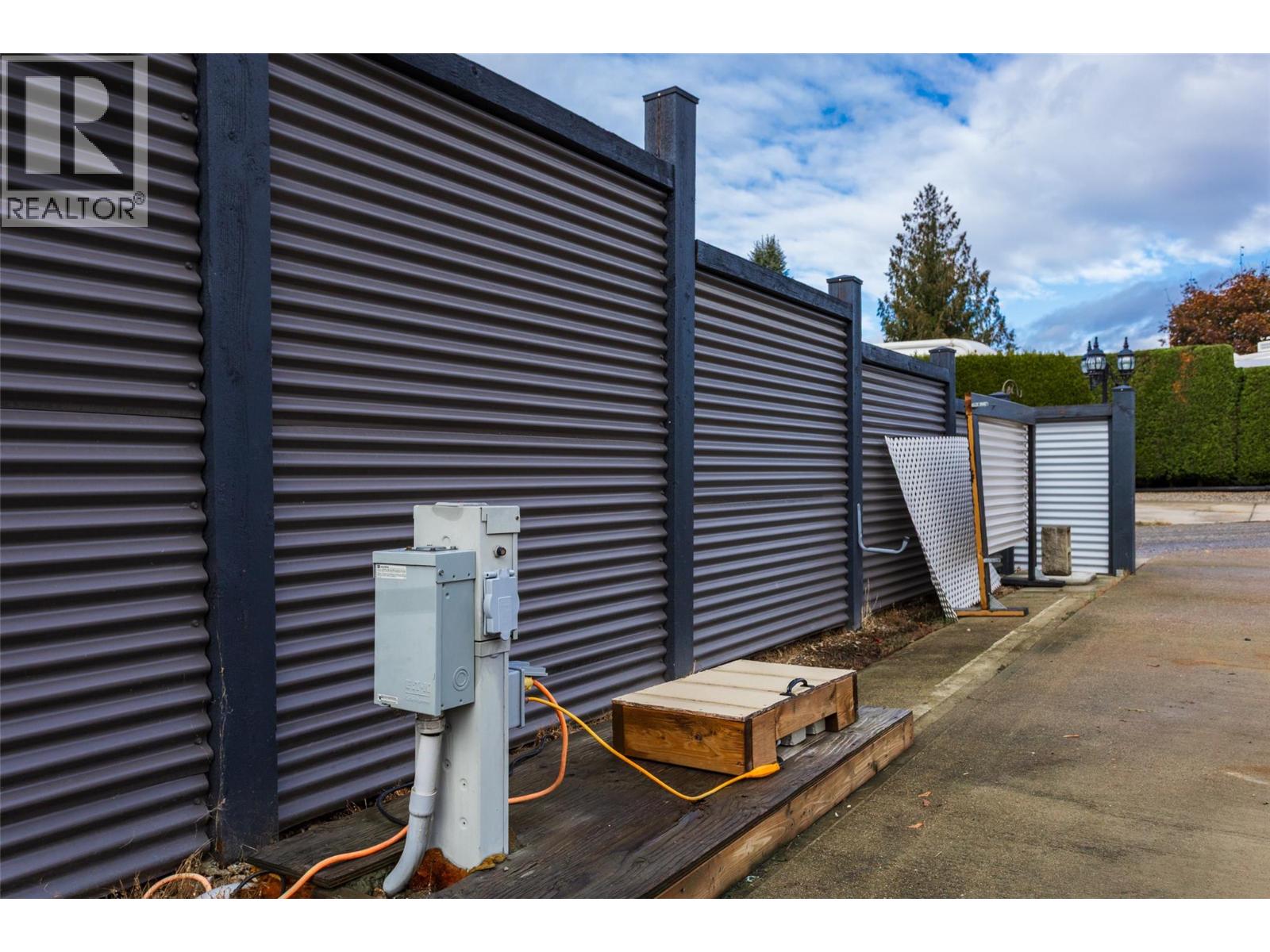 415 Commonwealth Road Unit# 332