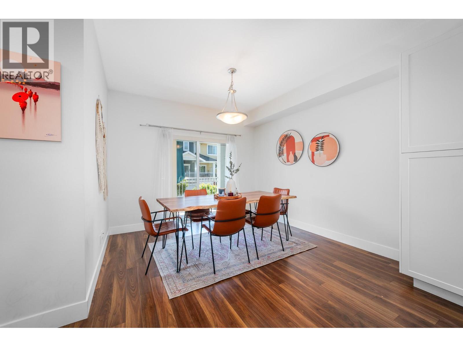 433 McCarren Avenue Unit# 5