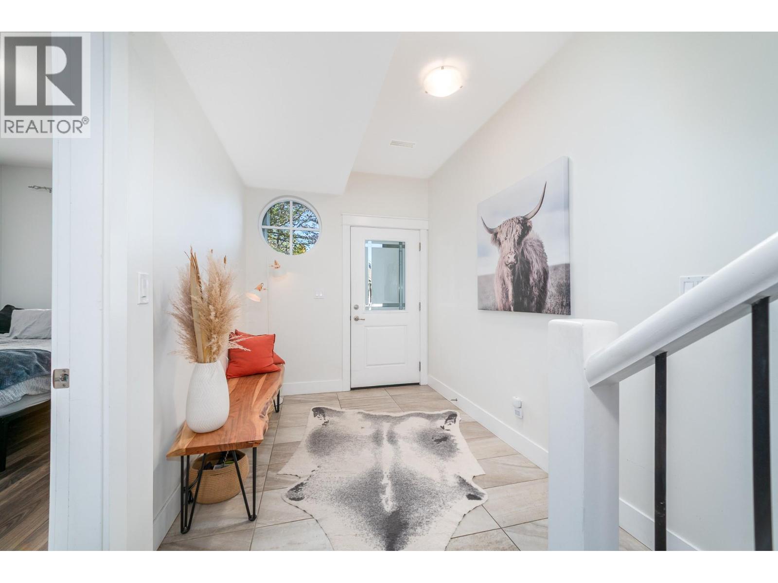 433 McCarren Avenue Unit# 5
