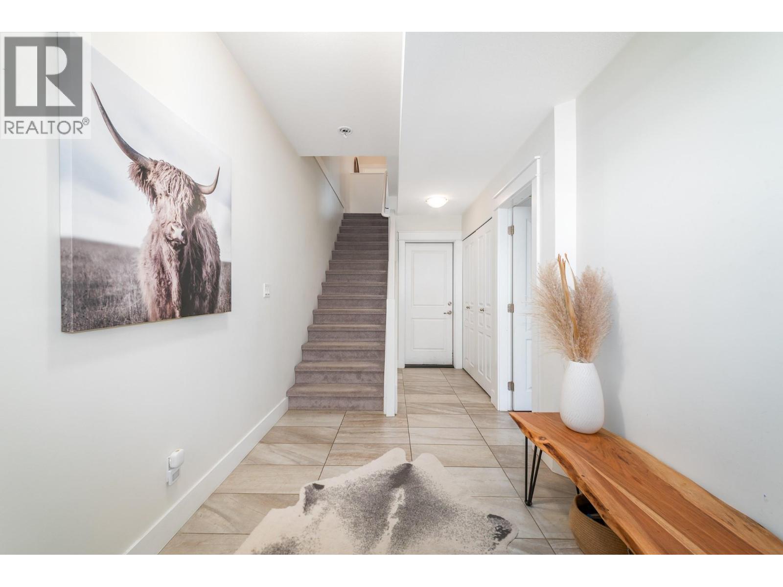433 McCarren Avenue Unit# 5