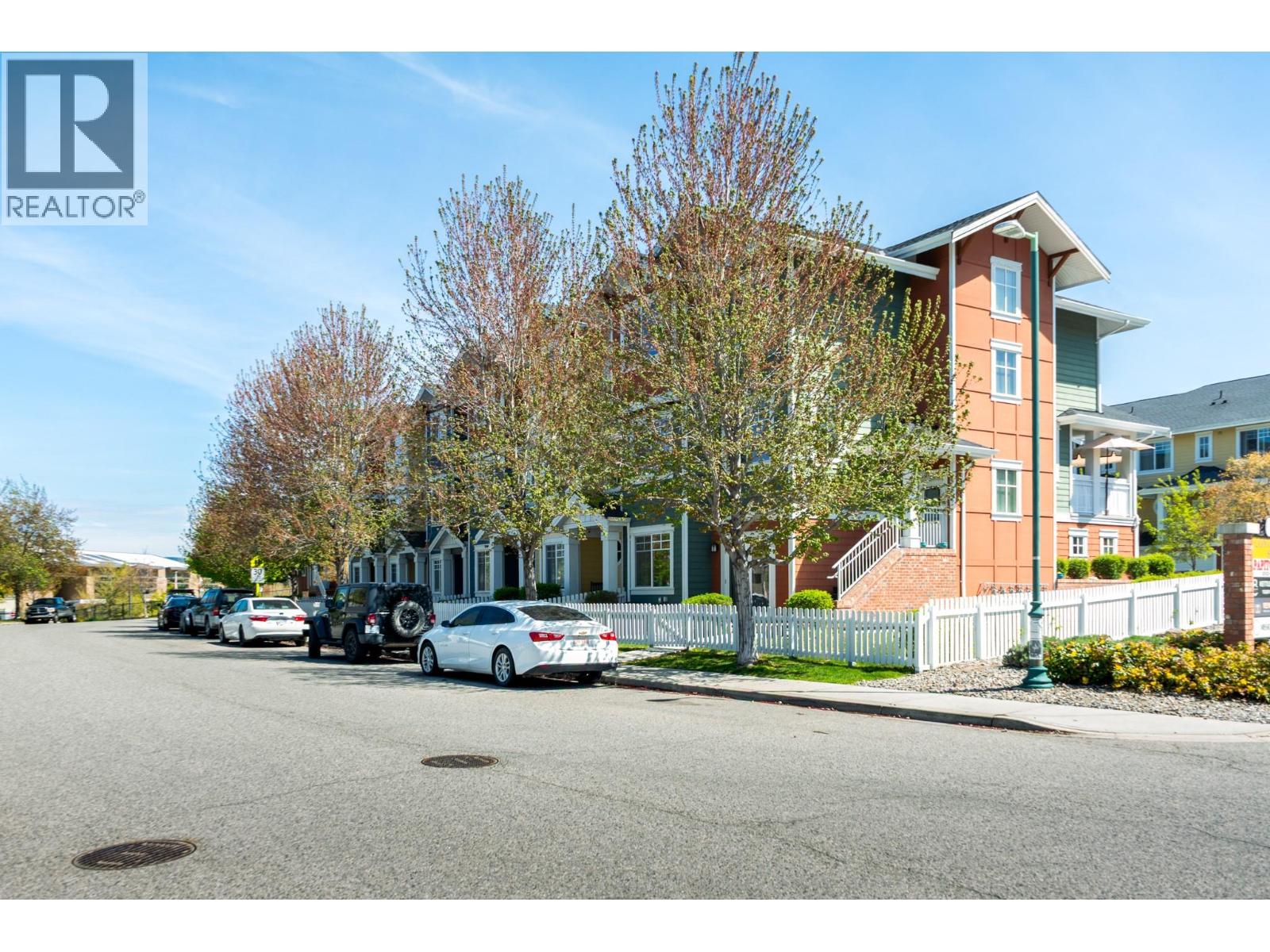 433 McCarren Avenue Unit# 5
