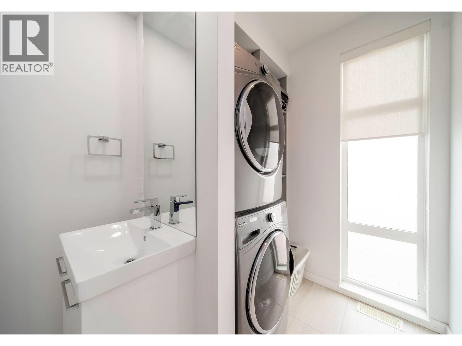 1515 Highland Drive N Unit# 29