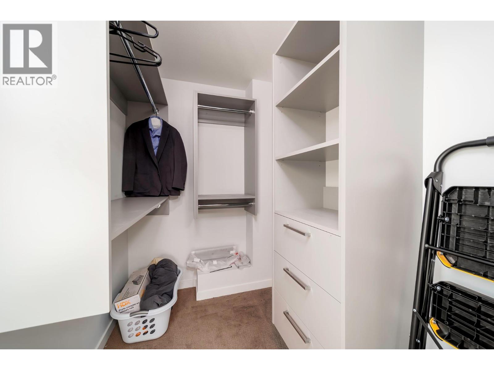 1515 Highland Drive N Unit# 29