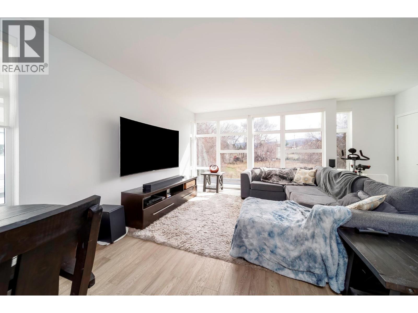 1515 Highland Drive N Unit# 29