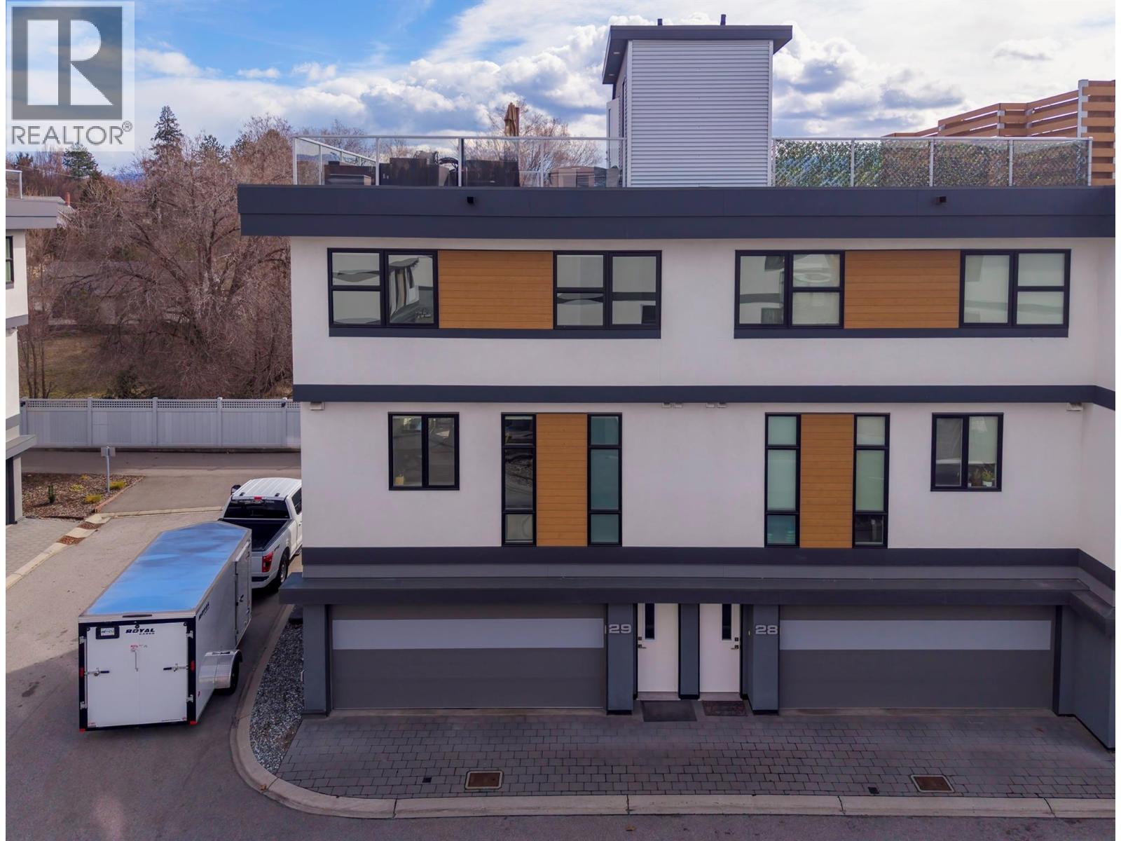 1515 Highland Drive N Unit# 29