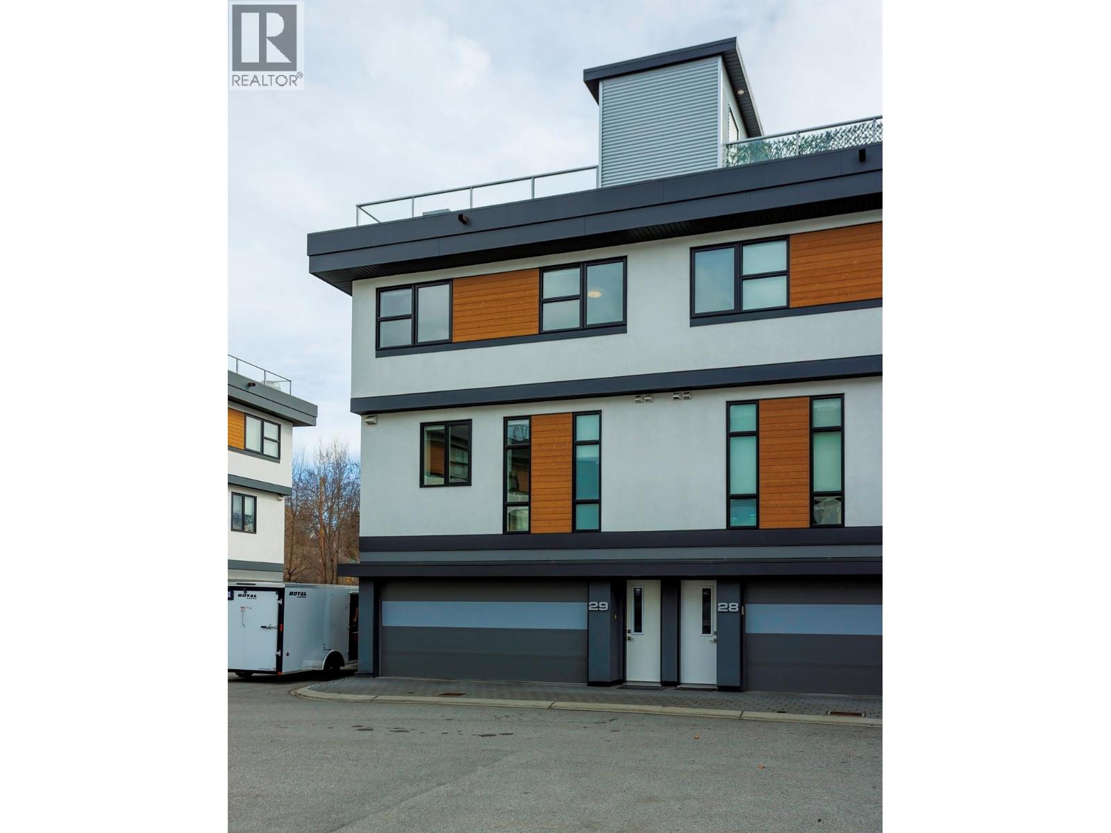1515 Highland Drive N Unit# 29