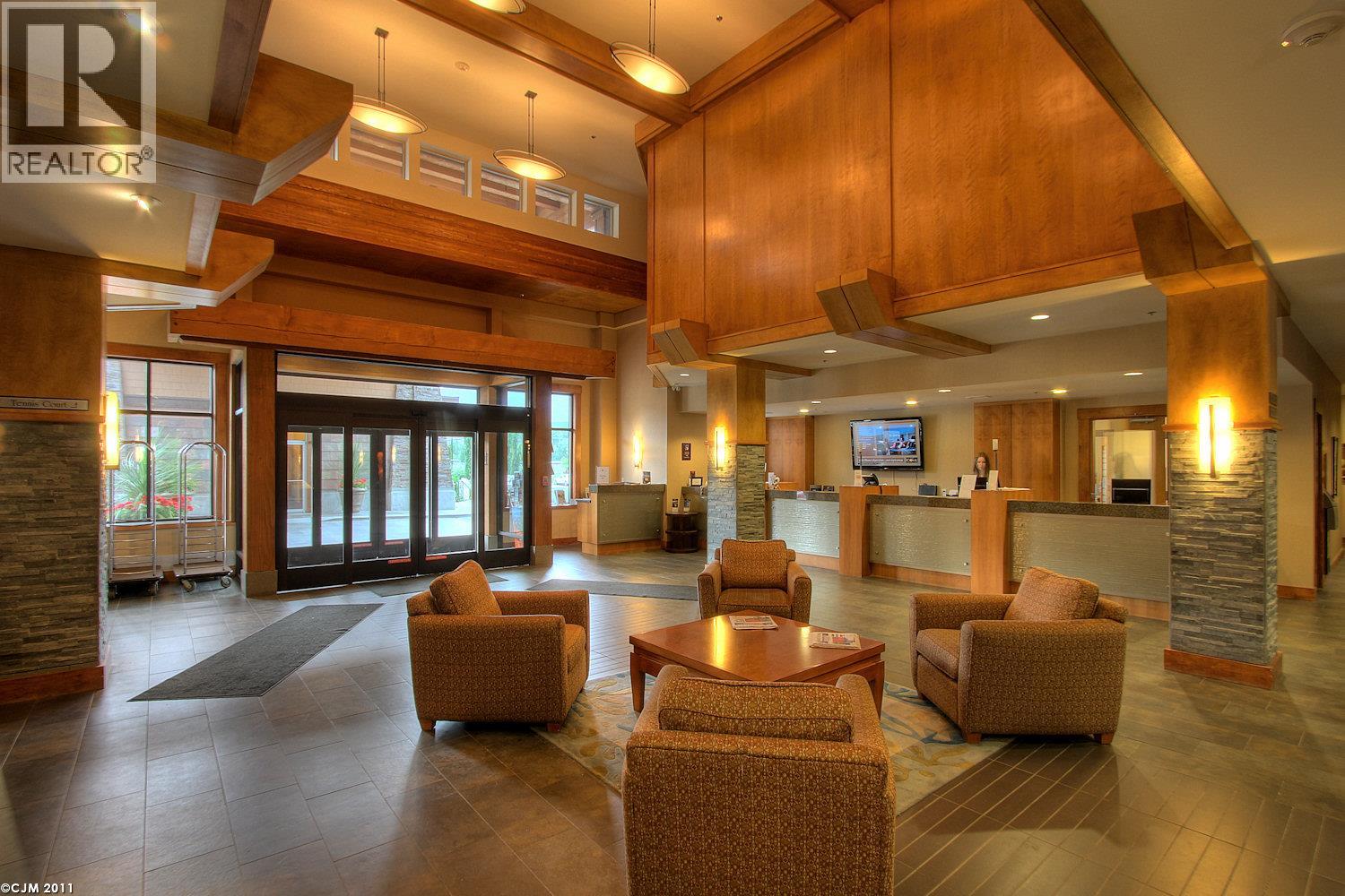 4205 Gellatly Road Unit# 304