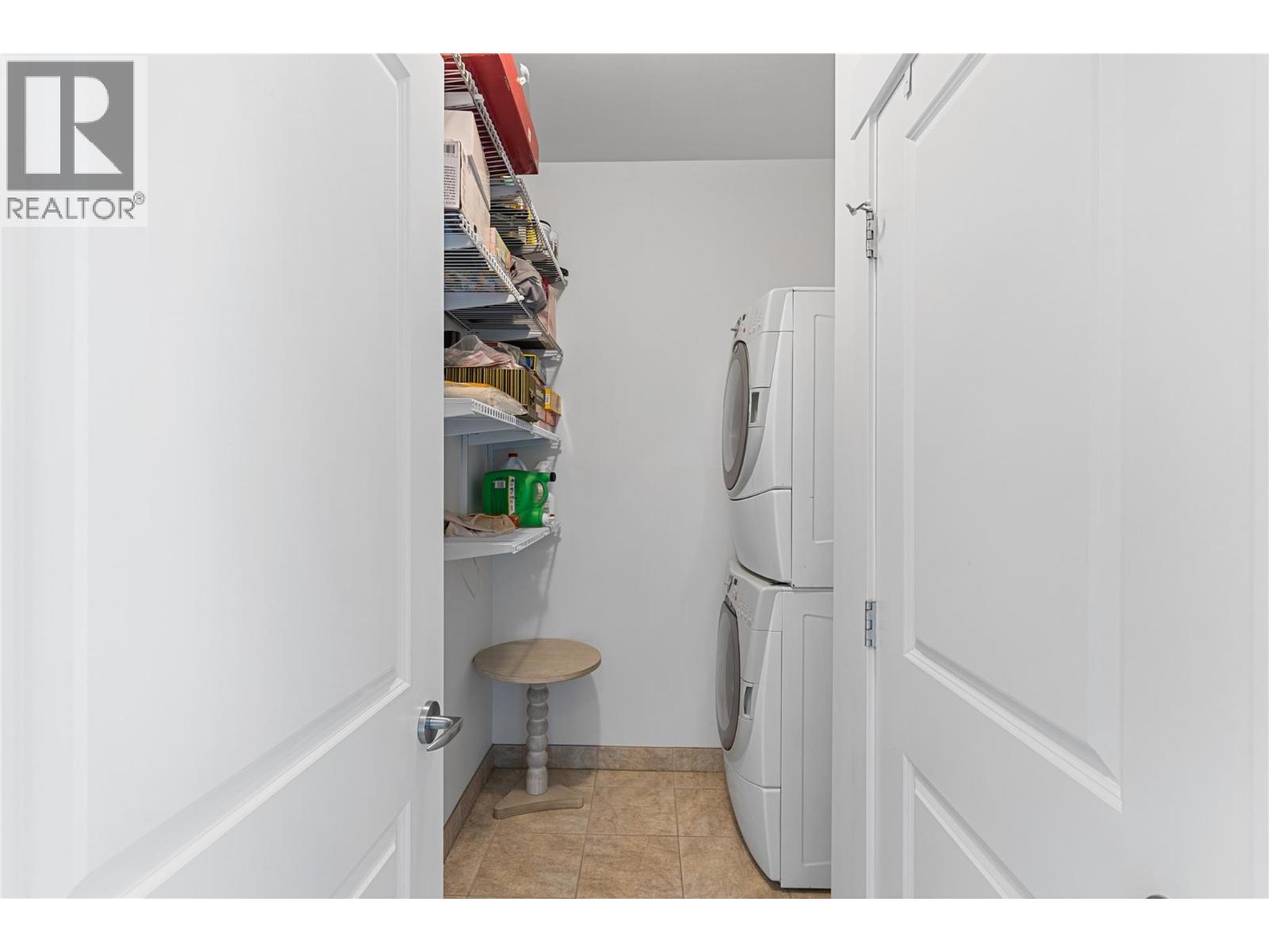 4205 Gellatly Road Unit# 238