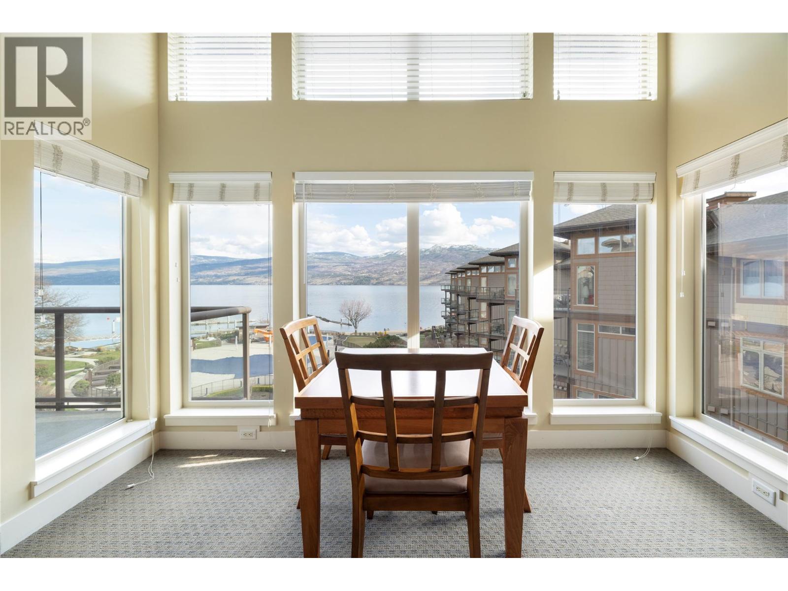 4205 Gellatly Road Unit# 416