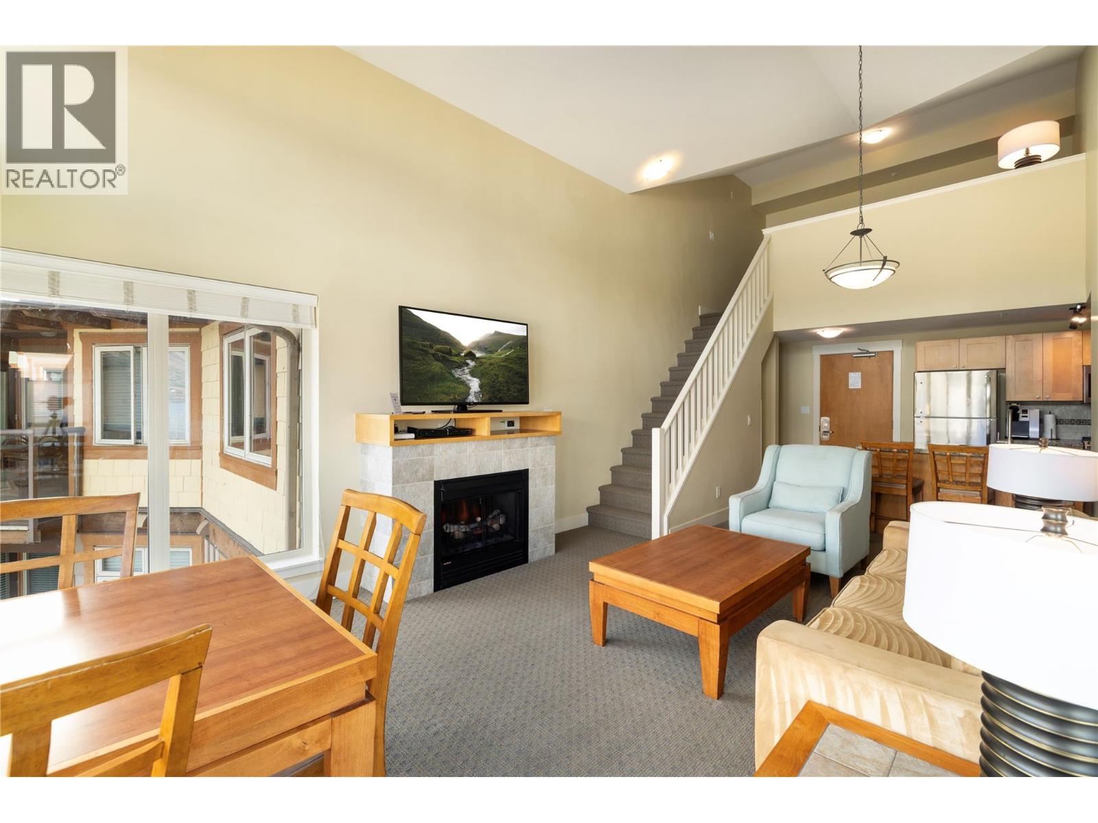 4205 Gellatly Road Unit# 416