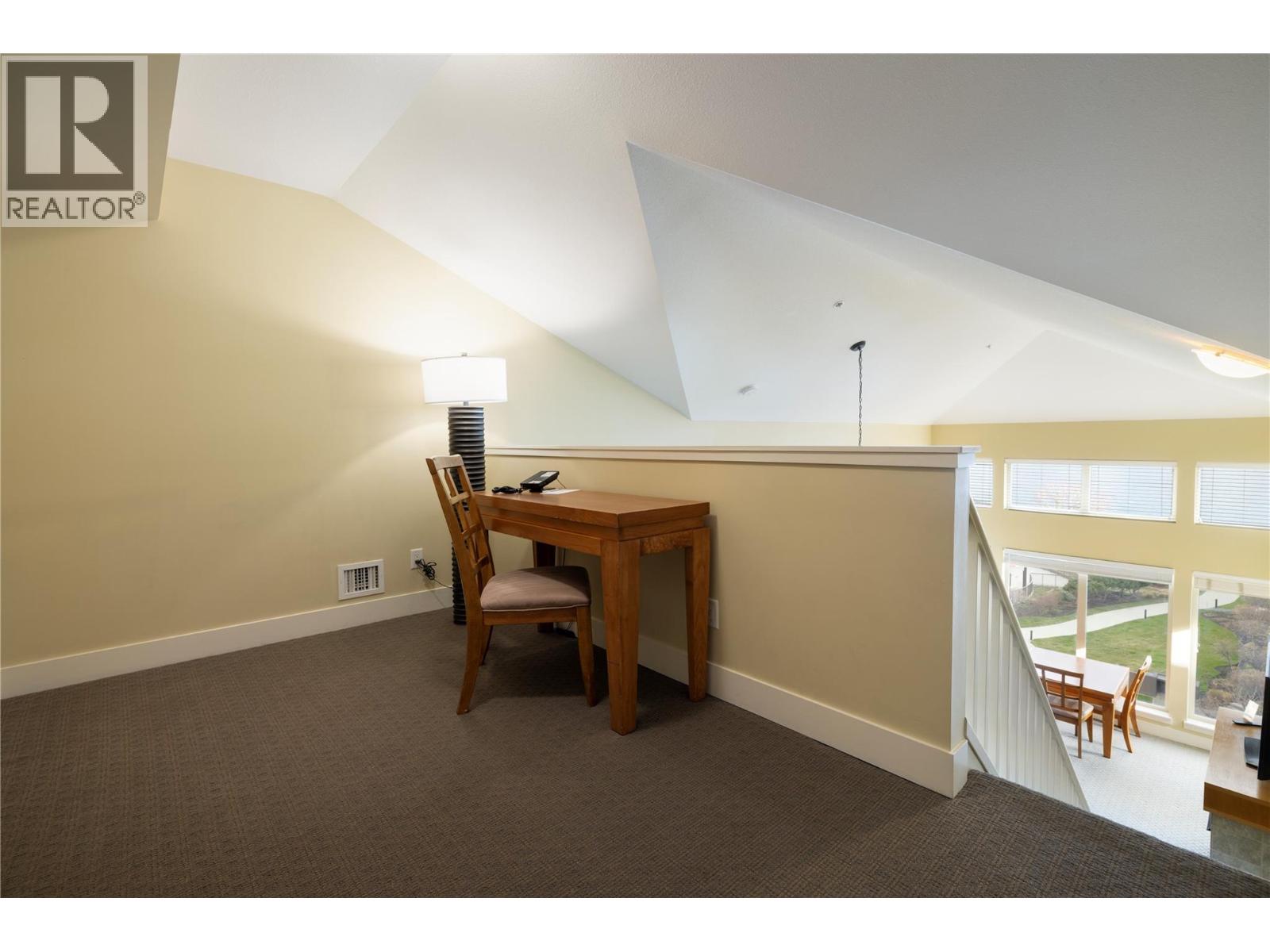 4205 Gellatly Road Unit# 416