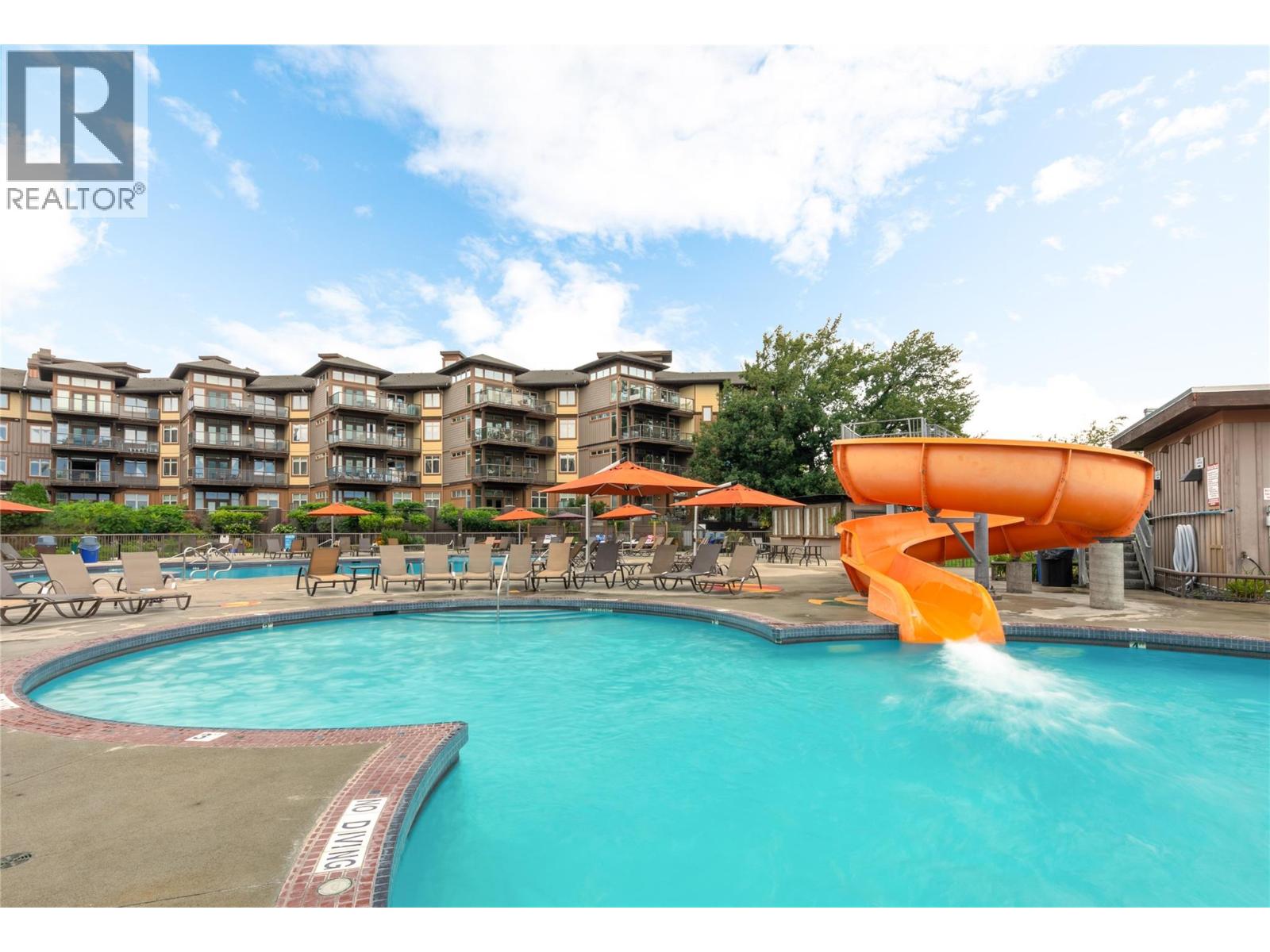 4205 Gellatly Road Unit# 416