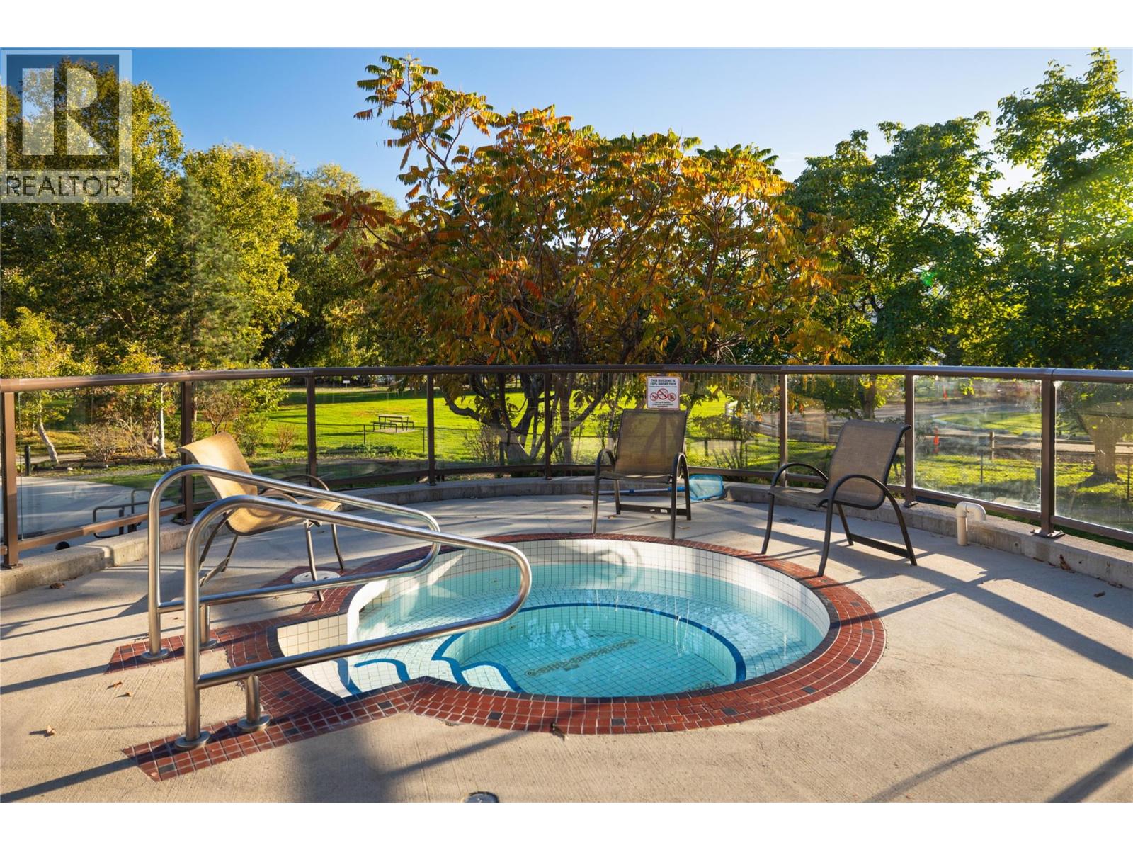 4205 Gellatly Road Unit# 416
