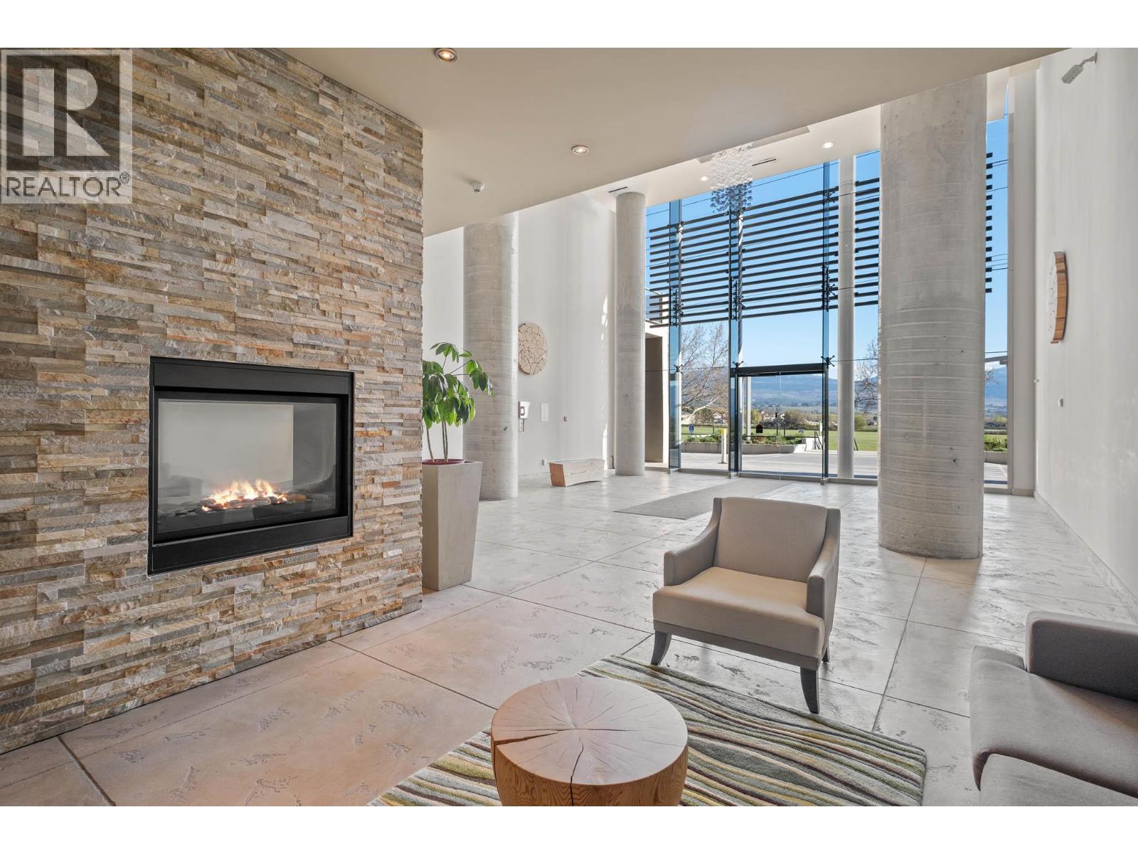 2040 Springfield Road Unit# 201
