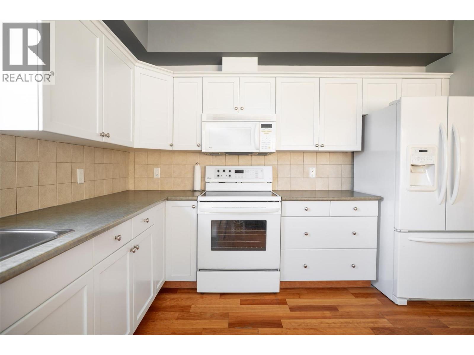 3570 WOODSDALE Road Unit# 109