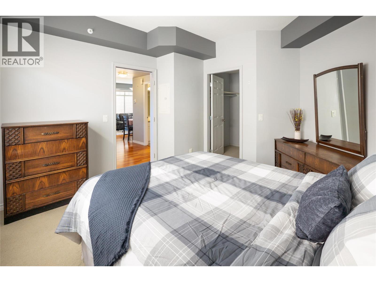 3570 WOODSDALE Road Unit# 109