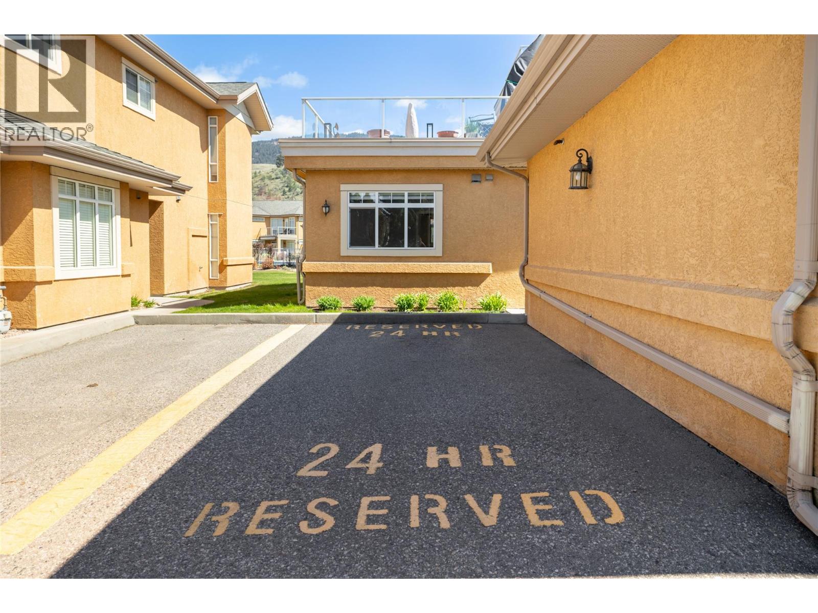 3570 WOODSDALE Road Unit# 109