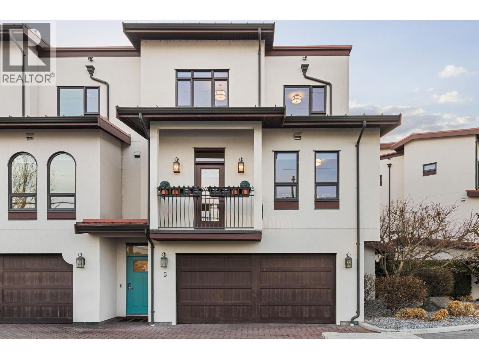 3756 Lakeshore Road Unit# 5