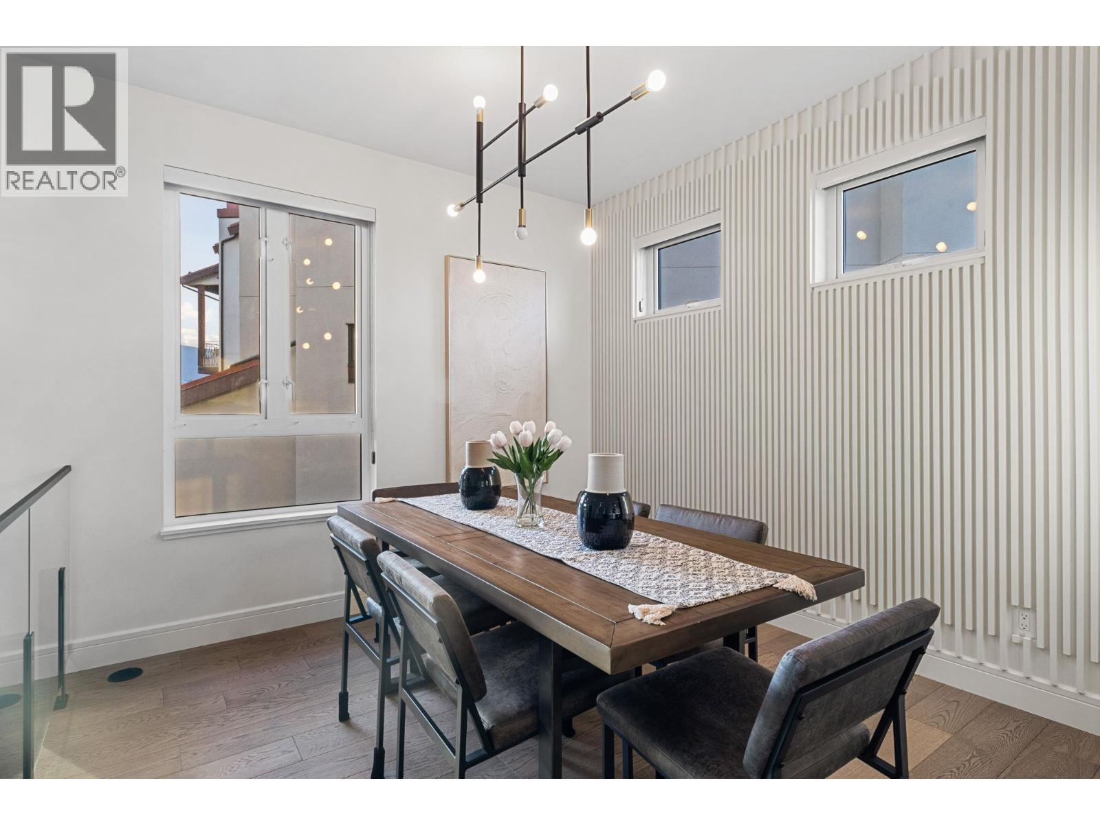 3756 Lakeshore Road Unit# 5