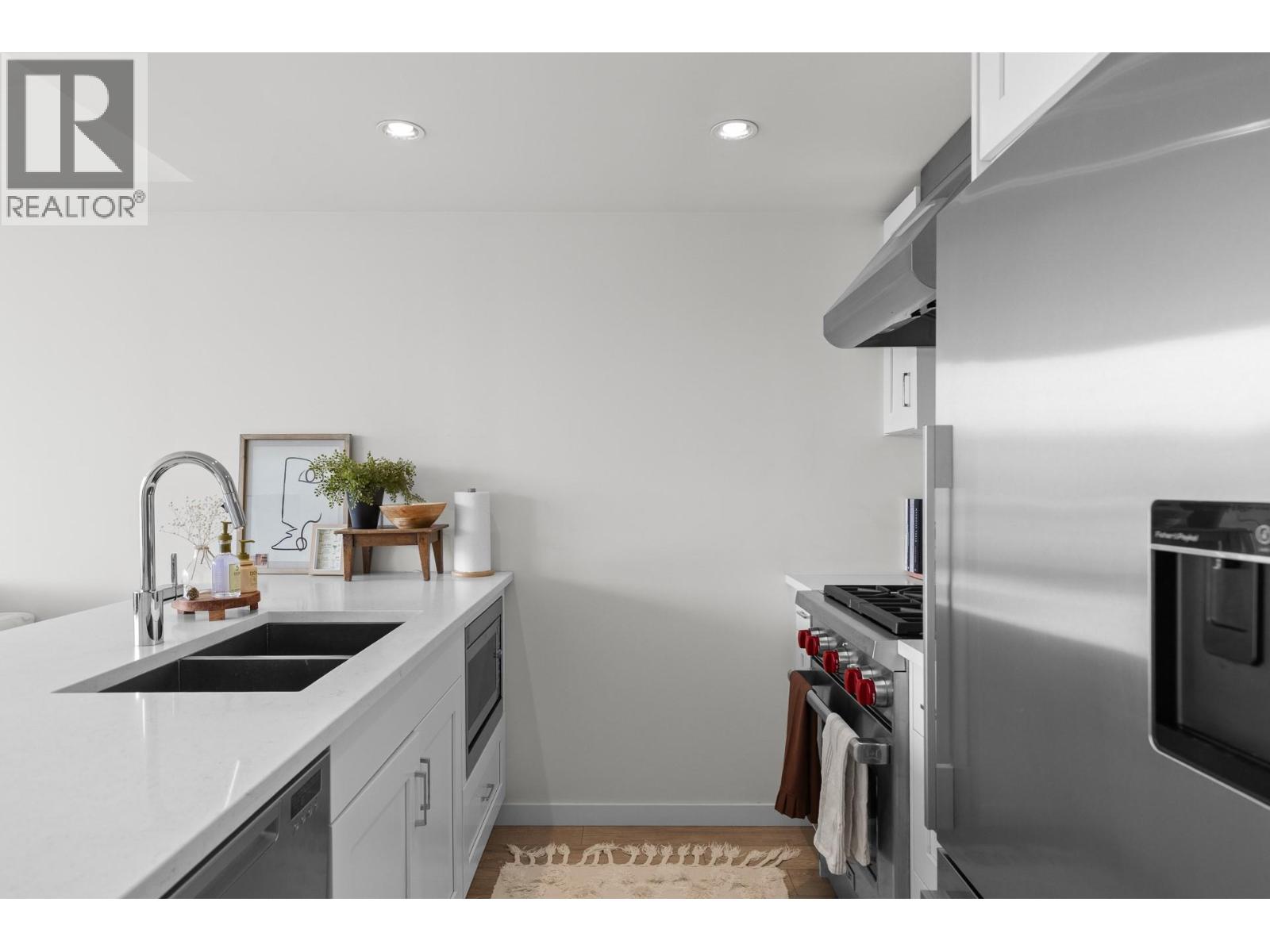 485 Groves Avenue Unit# 704