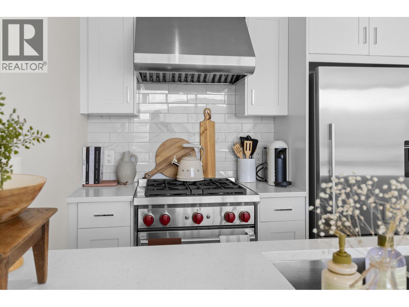 485 Groves Avenue Unit# 704