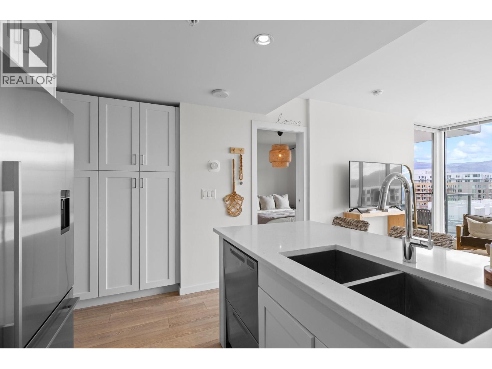 485 Groves Avenue Unit# 704
