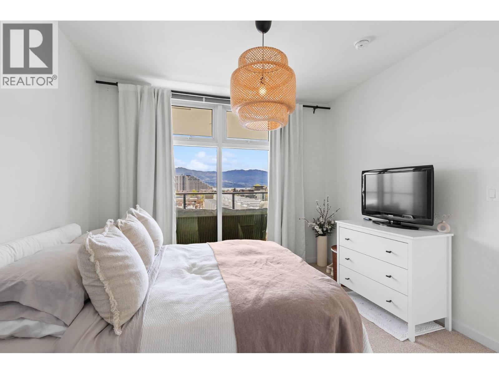 485 Groves Avenue Unit# 704