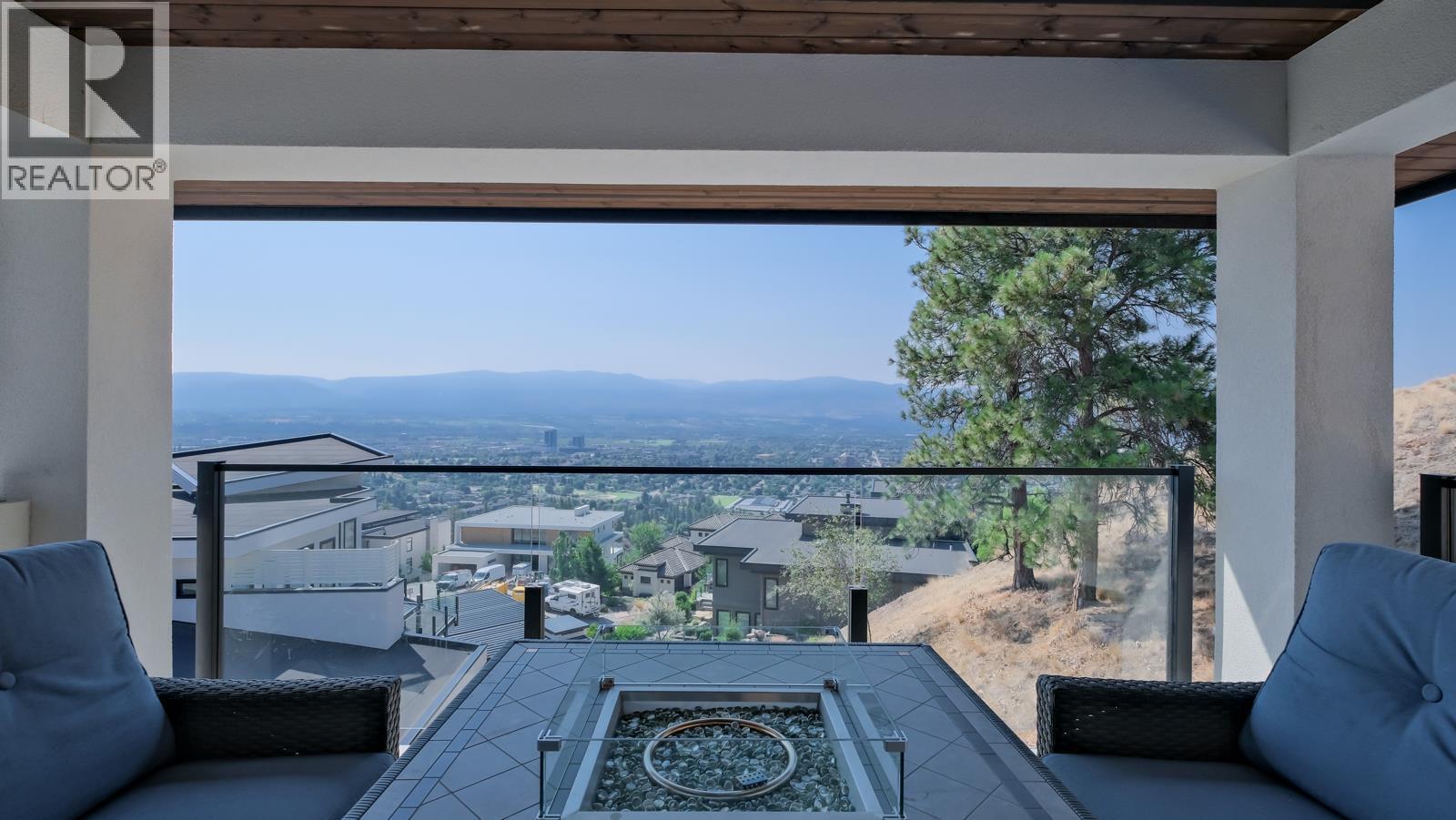 740 Pinehaven Court