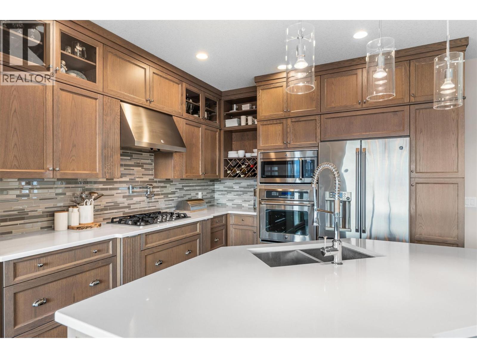 747 Traditions Crescent