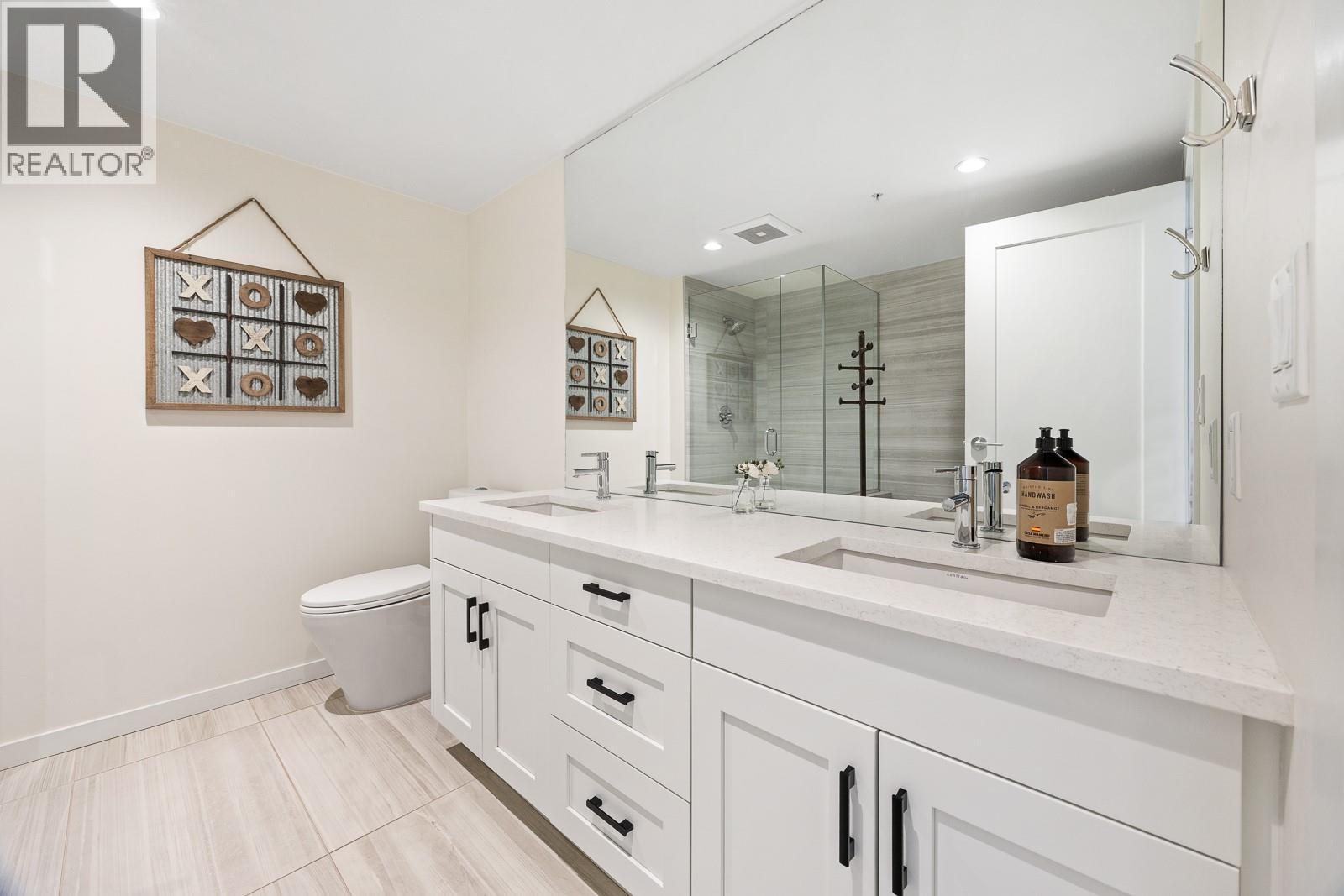 485 Groves Avenue Unit# 301