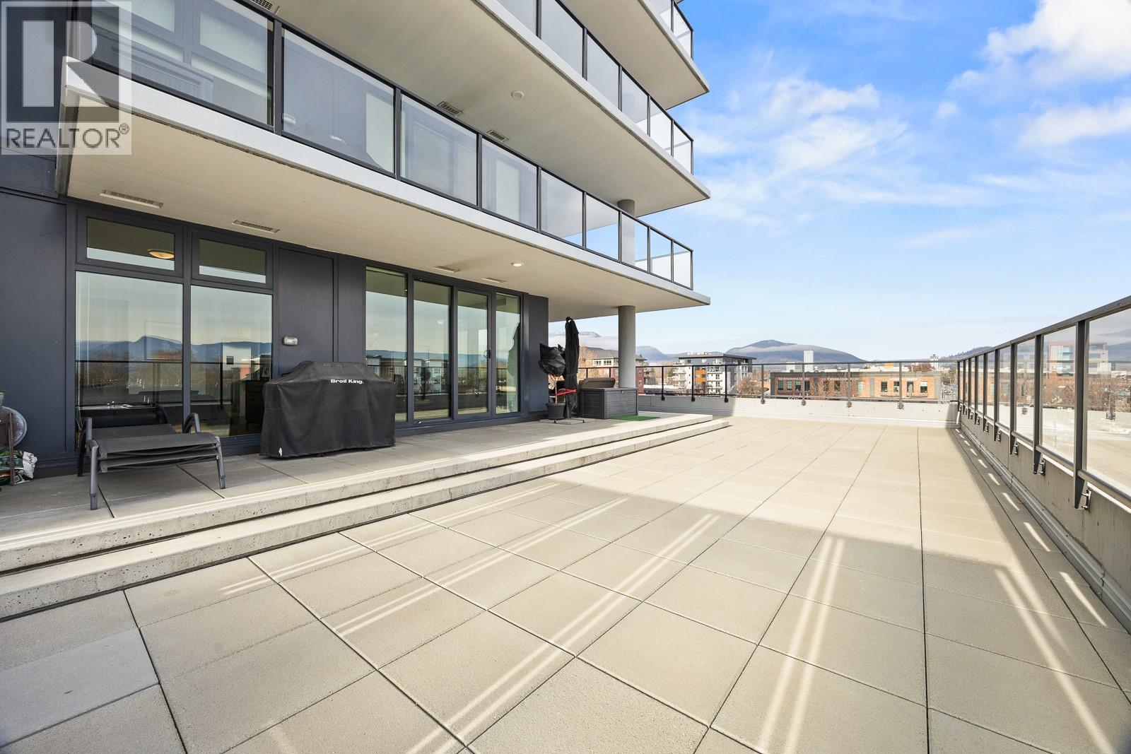 485 Groves Avenue Unit# 301