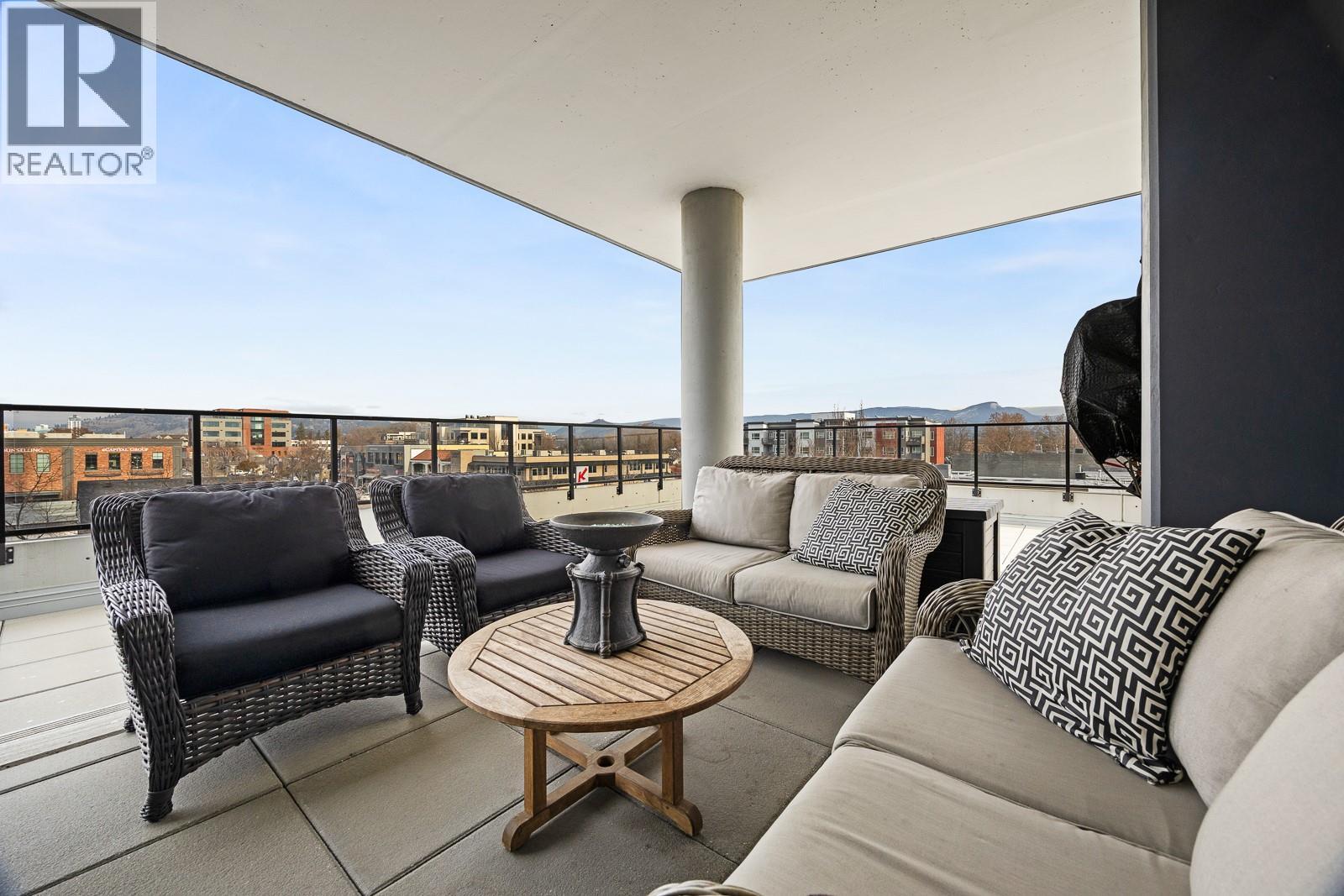 485 Groves Avenue Unit# 301