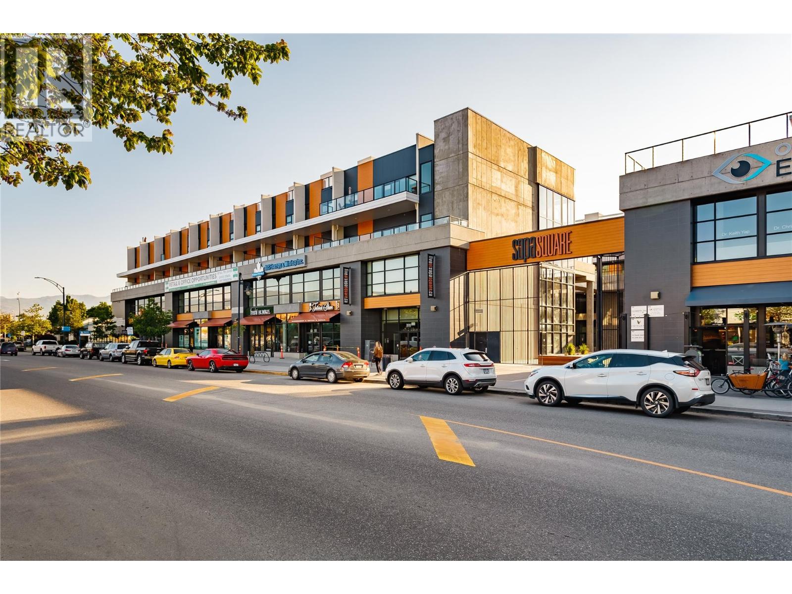 485 Groves Avenue Unit# 301