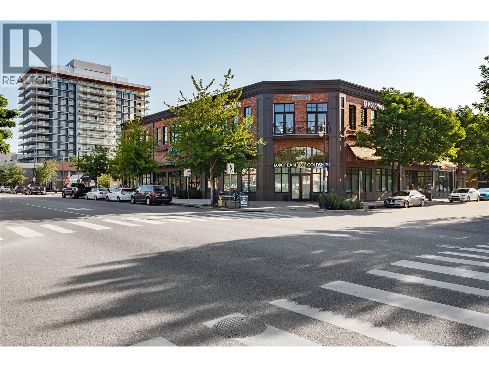 485 Groves Avenue Unit# 301