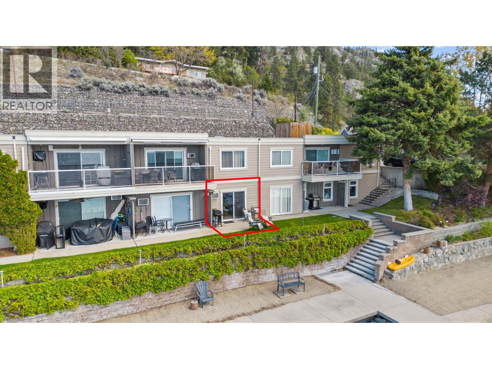 3050 Seclusion Bay Road Unit# 100