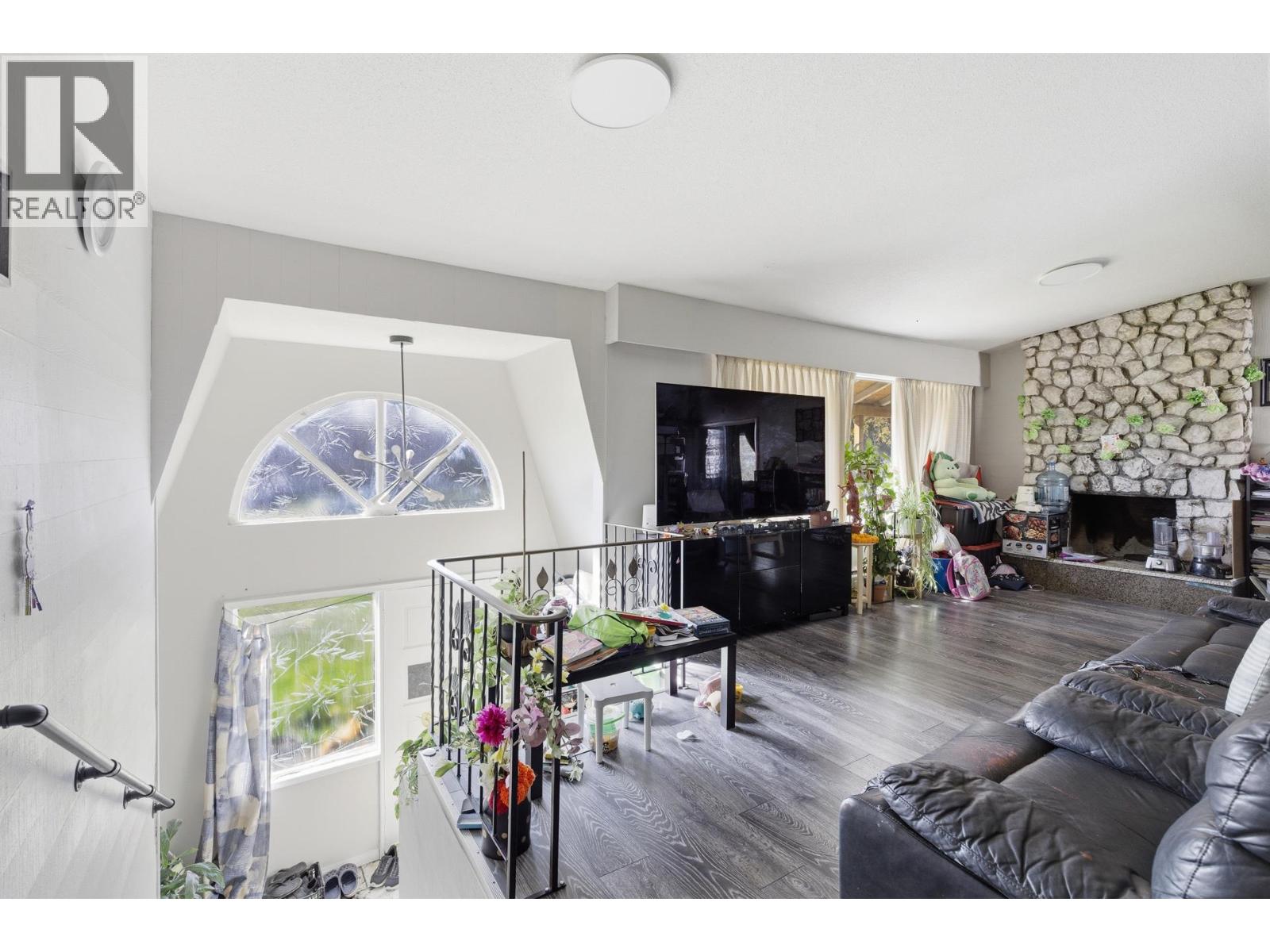 355 Mara Road