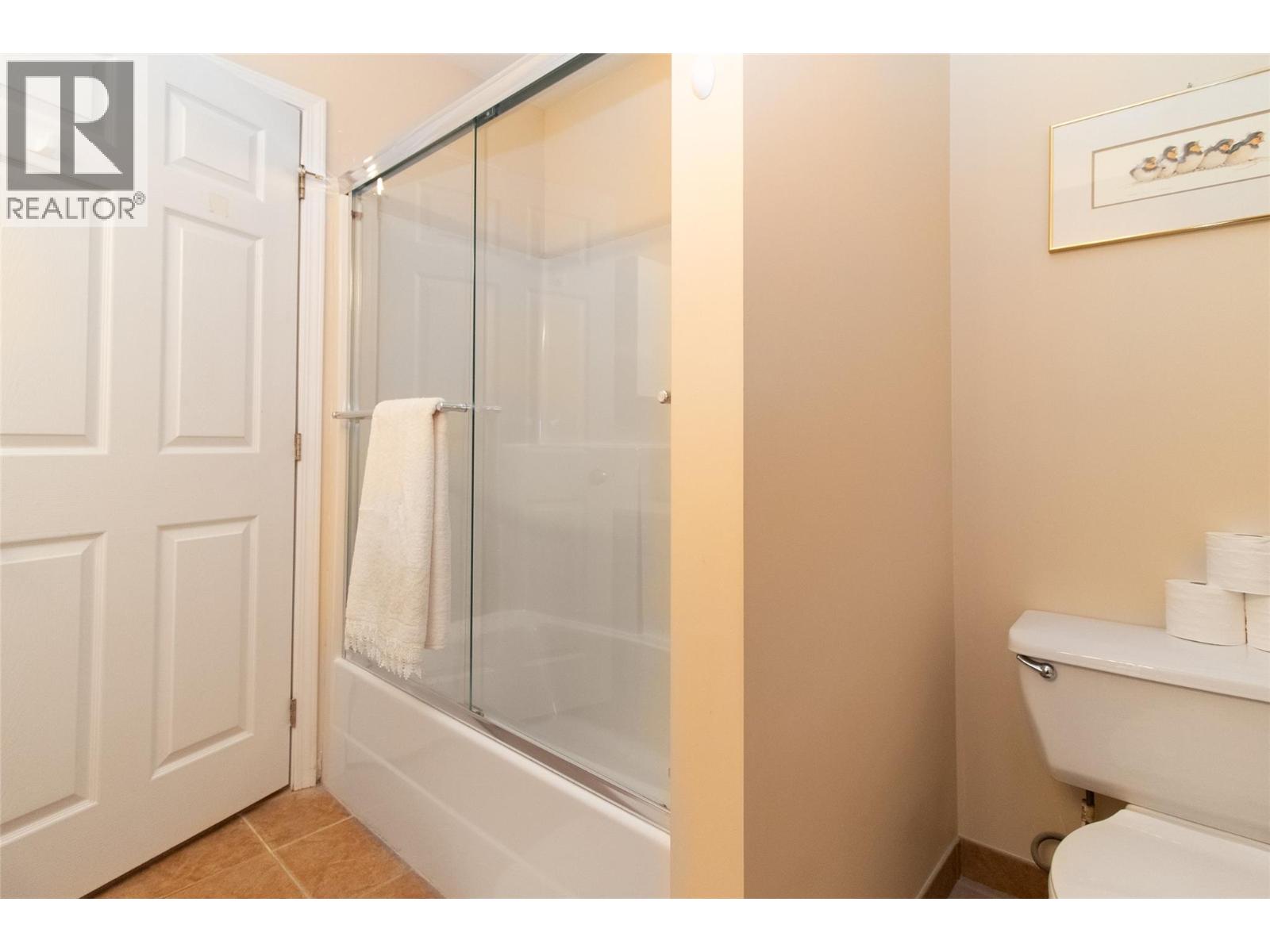1874 Parkview Crescent Unit# 38
