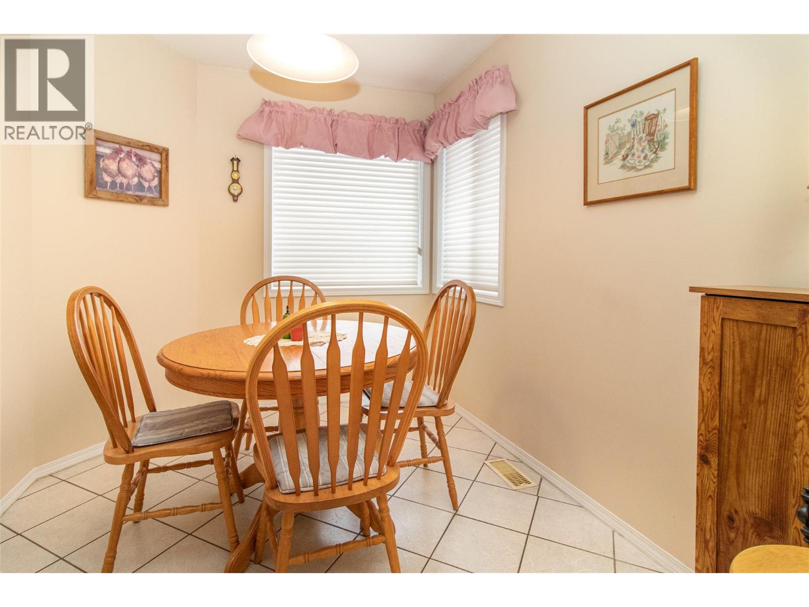 1874 Parkview Crescent Unit# 38