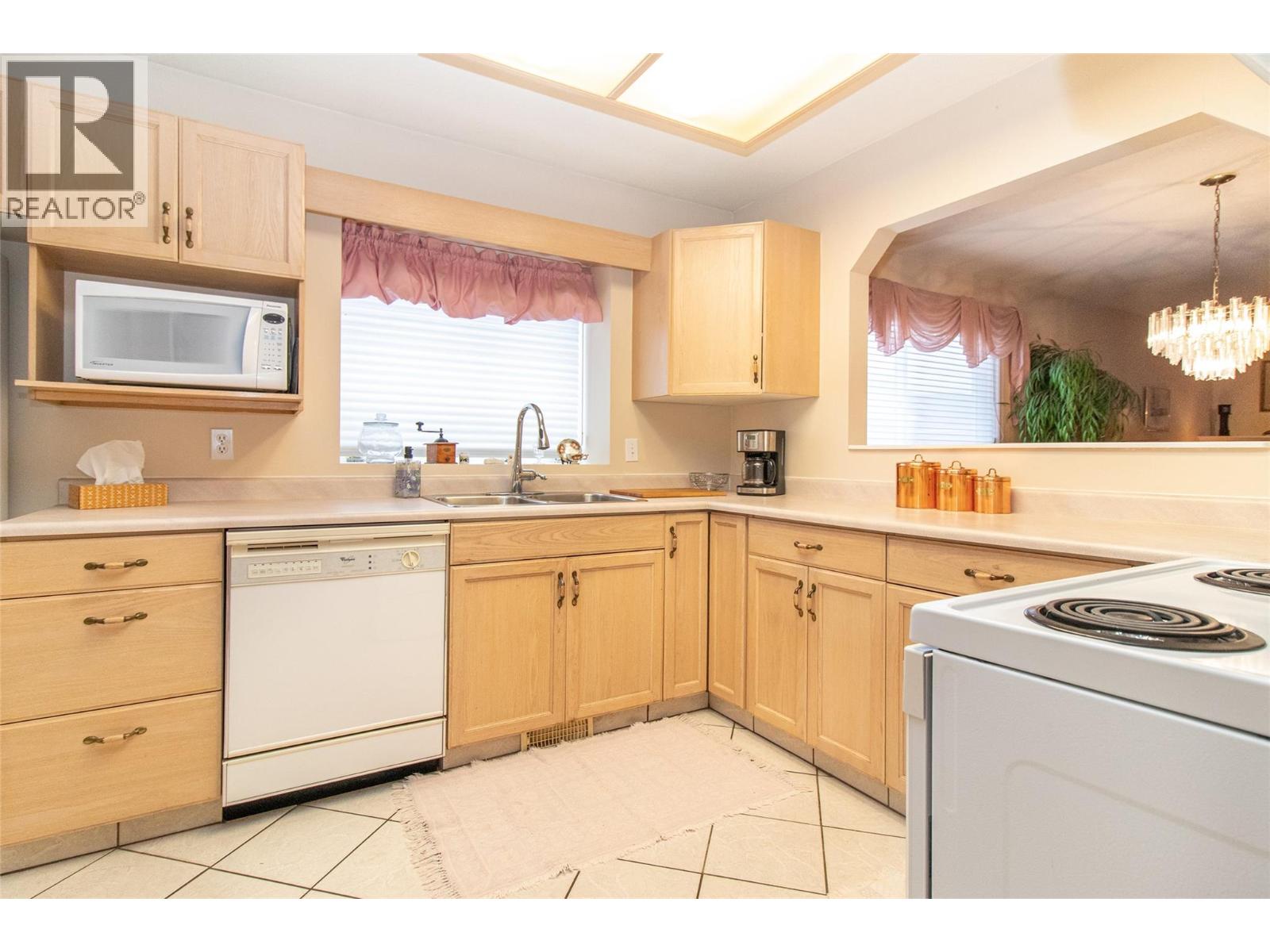 1874 Parkview Crescent Unit# 38