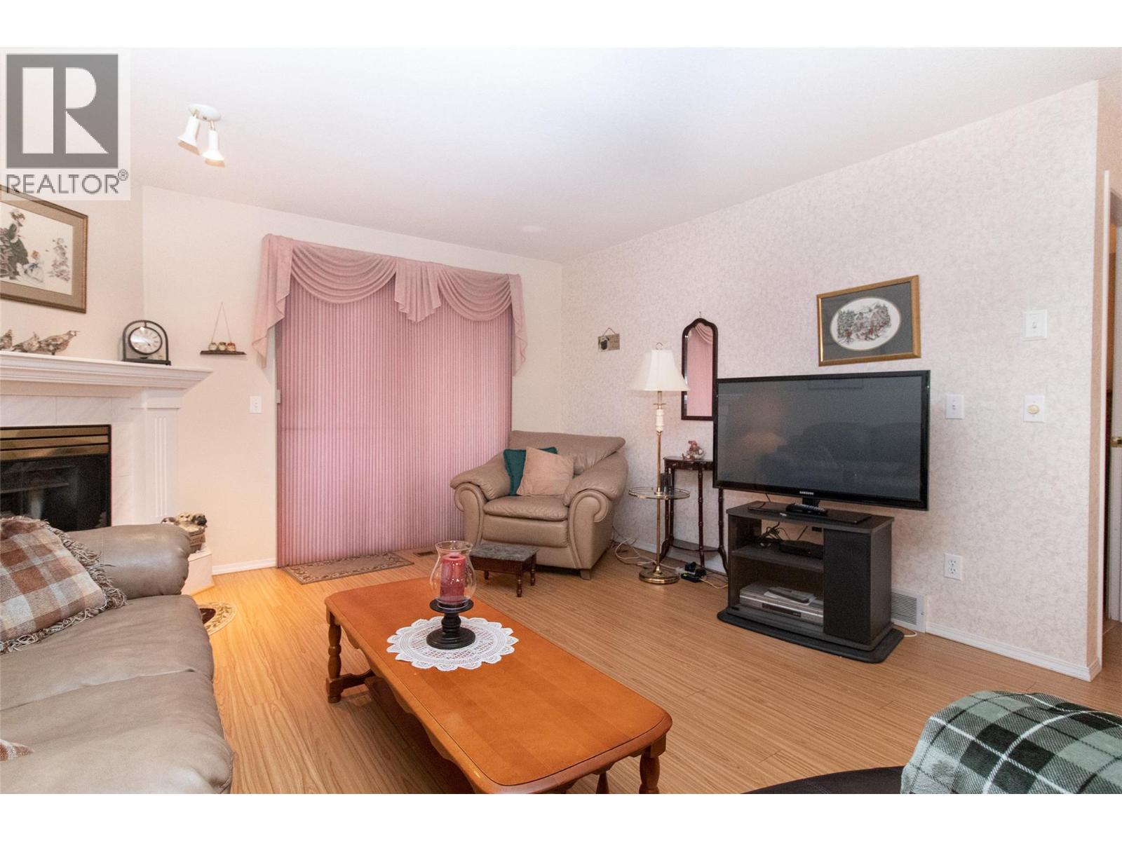 1874 Parkview Crescent Unit# 38