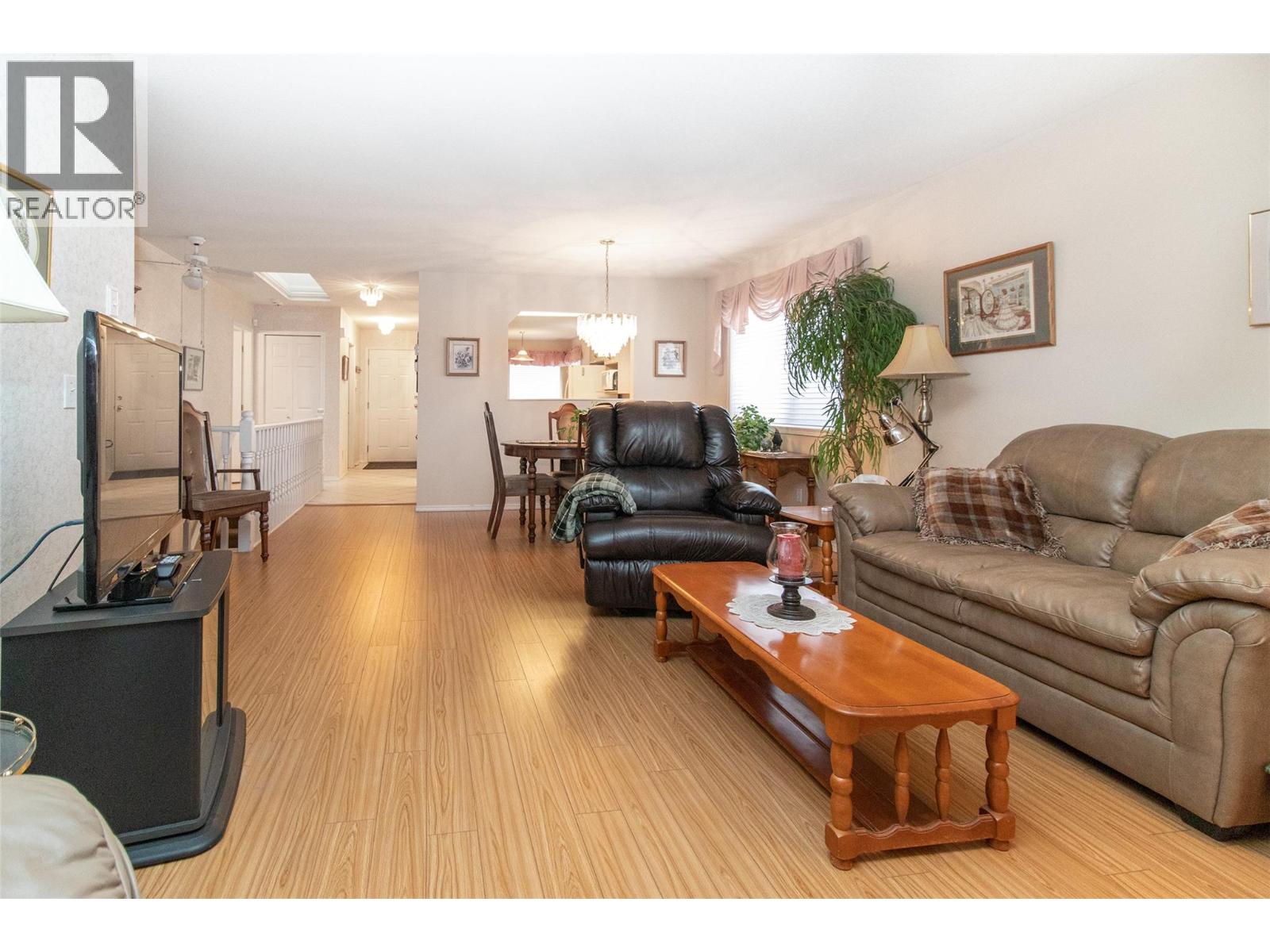 1874 Parkview Crescent Unit# 38