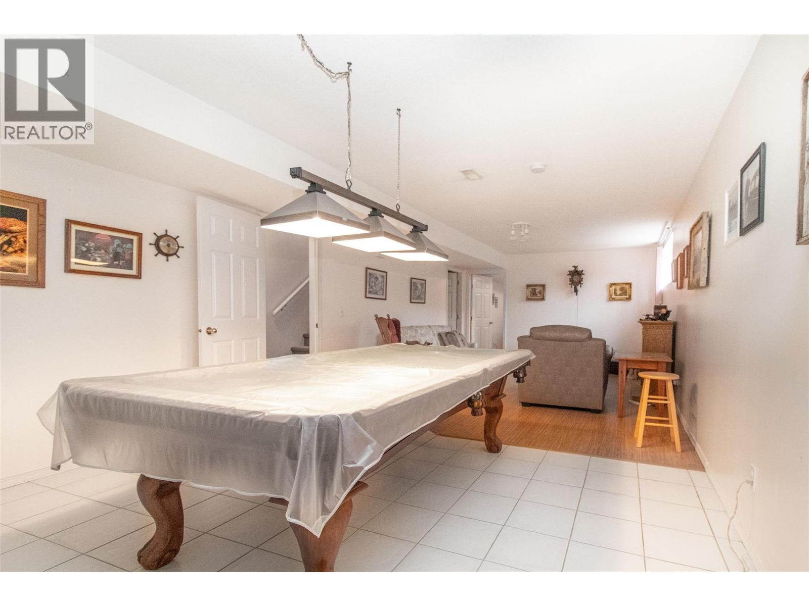 1874 Parkview Crescent Unit# 38