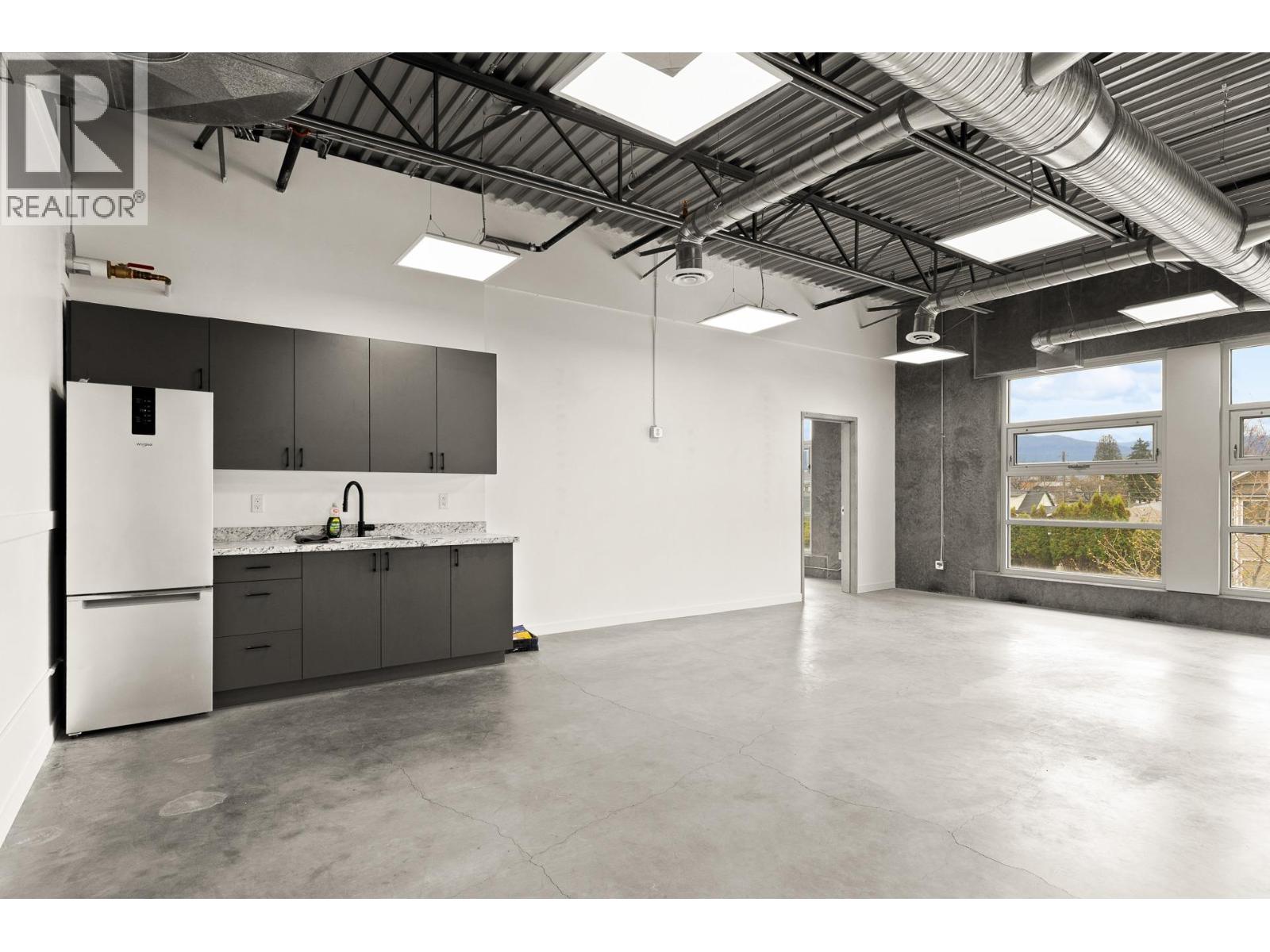 880 Clement Avenue Unit# 204 & 205