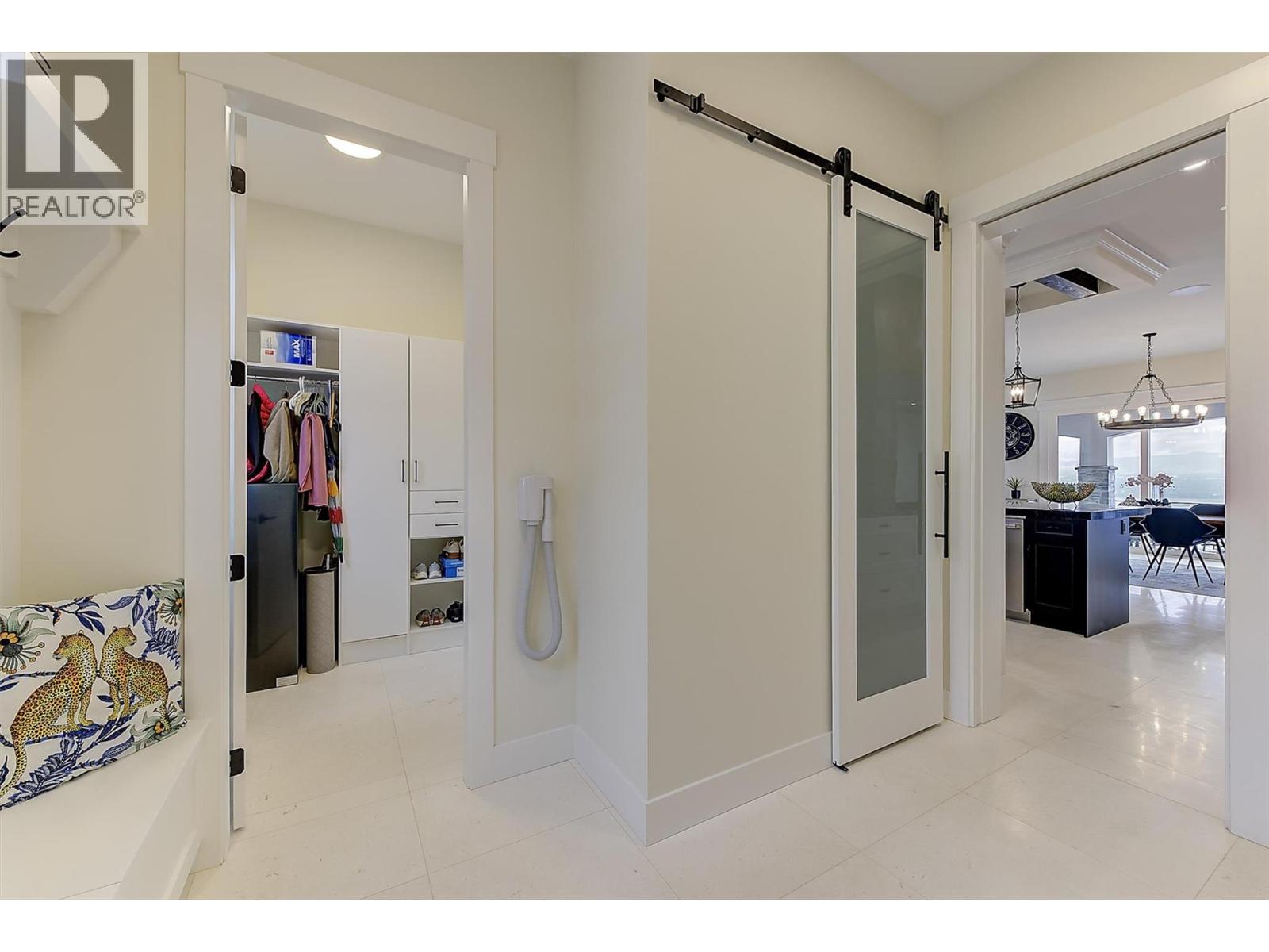 3279 Vineyard View Drive
